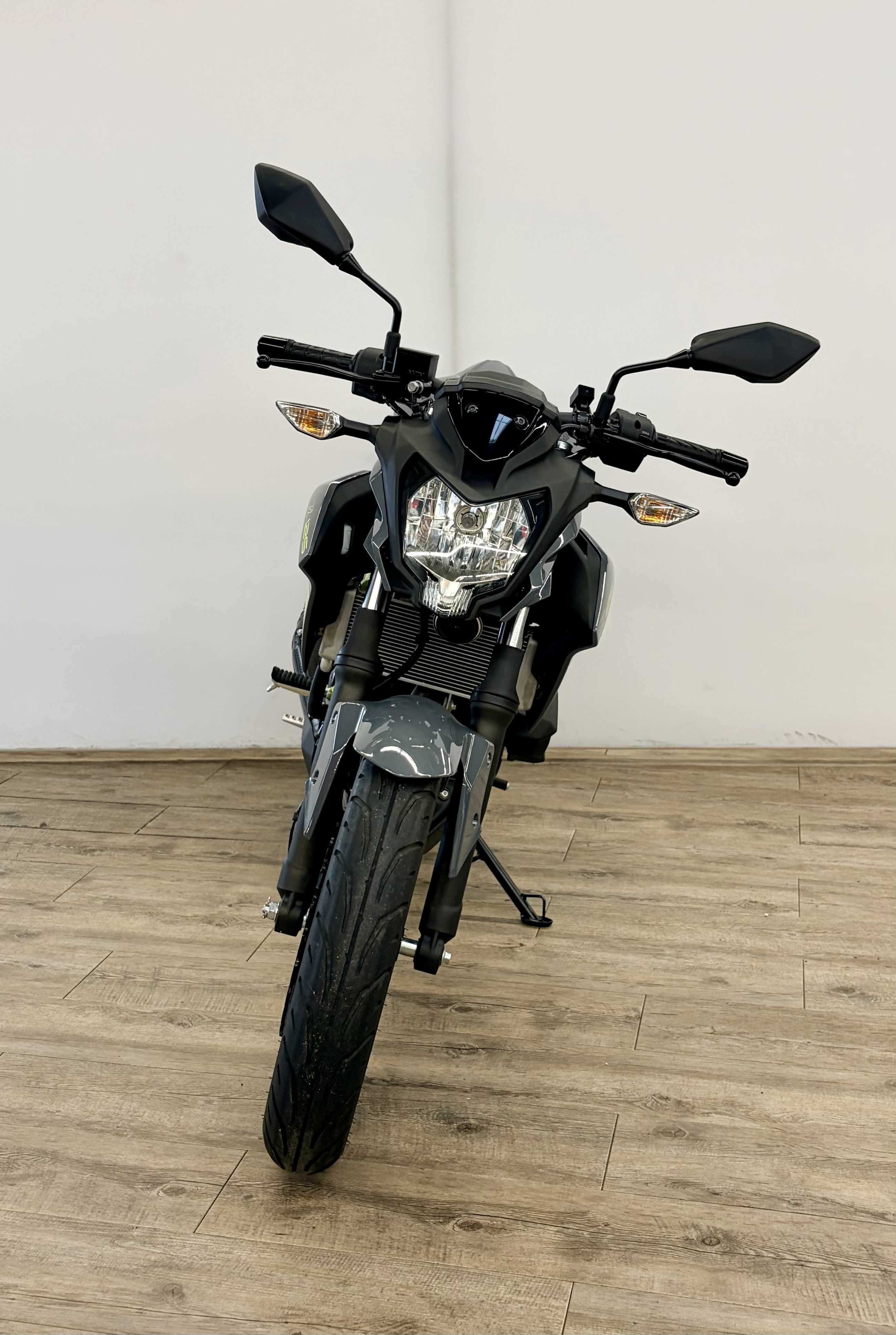 Kawasaki Z 125 2022 HD vue avant
