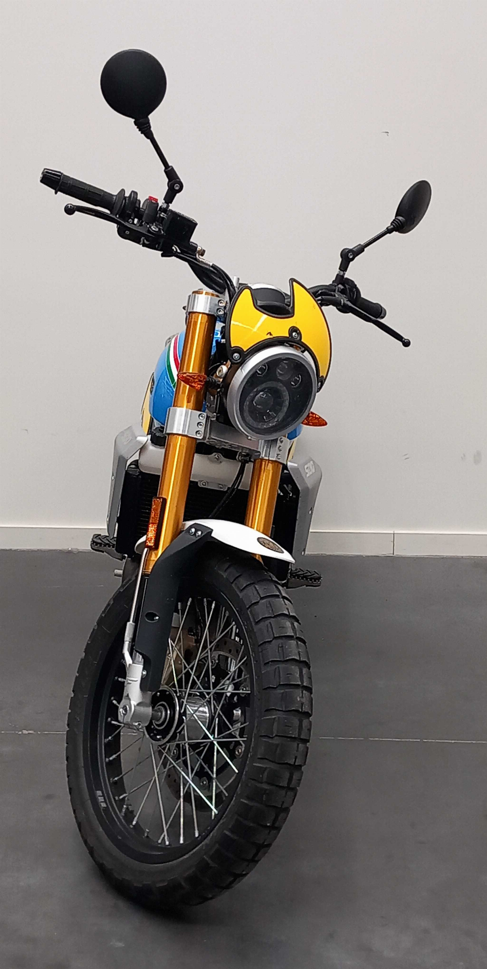 Fantic Motor CABALLERO 500 2022 vue avant