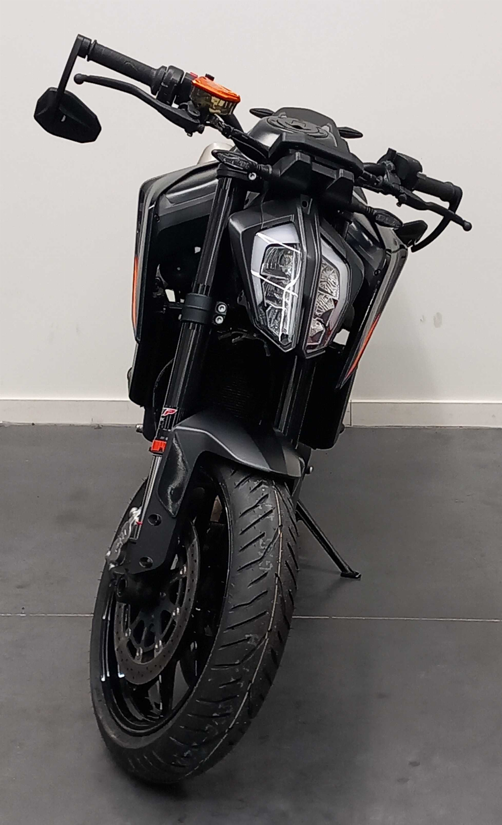 KTM 890 Duke 2021 vue avant