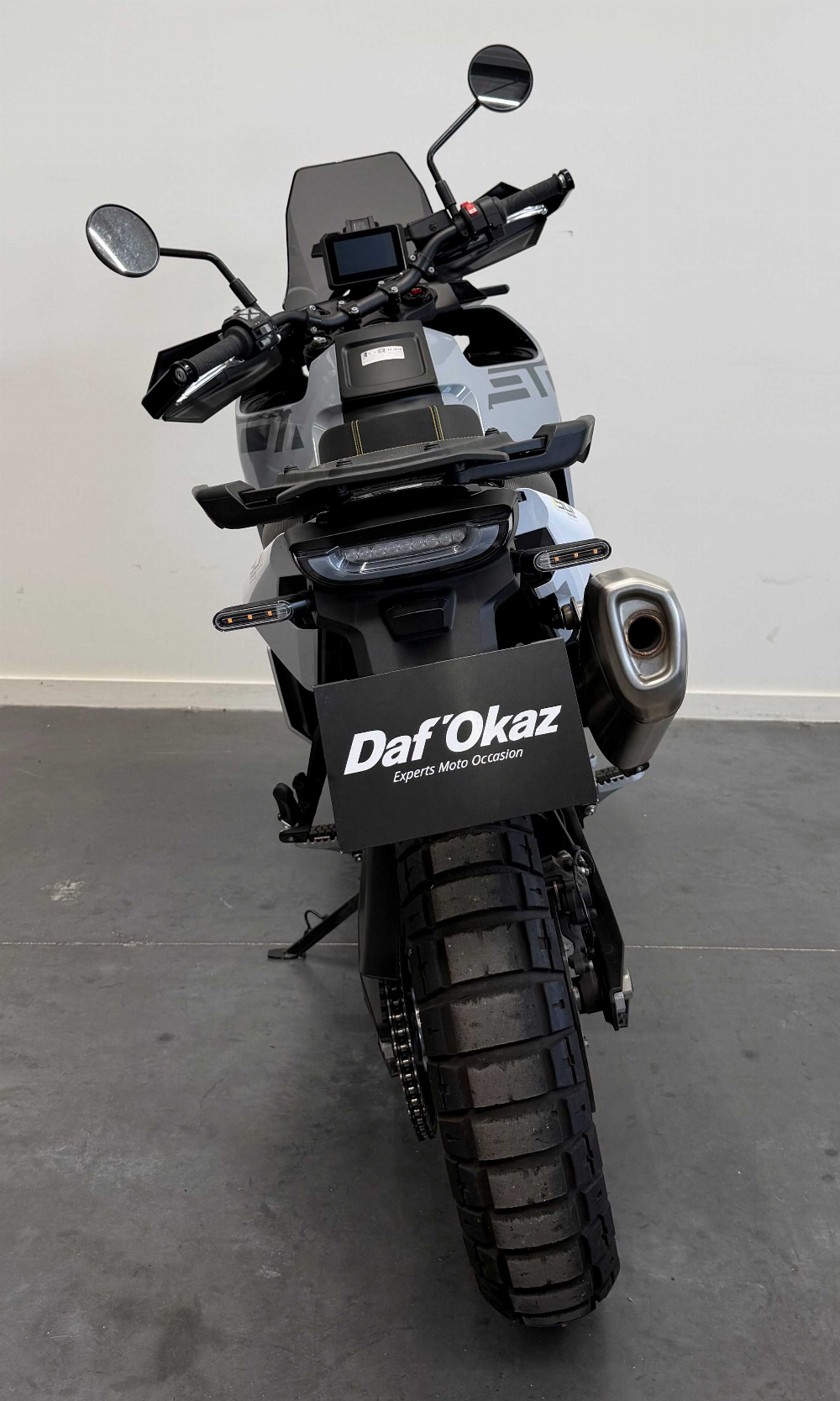 Husqvarna 901 NORDEN 2025 vue arrière