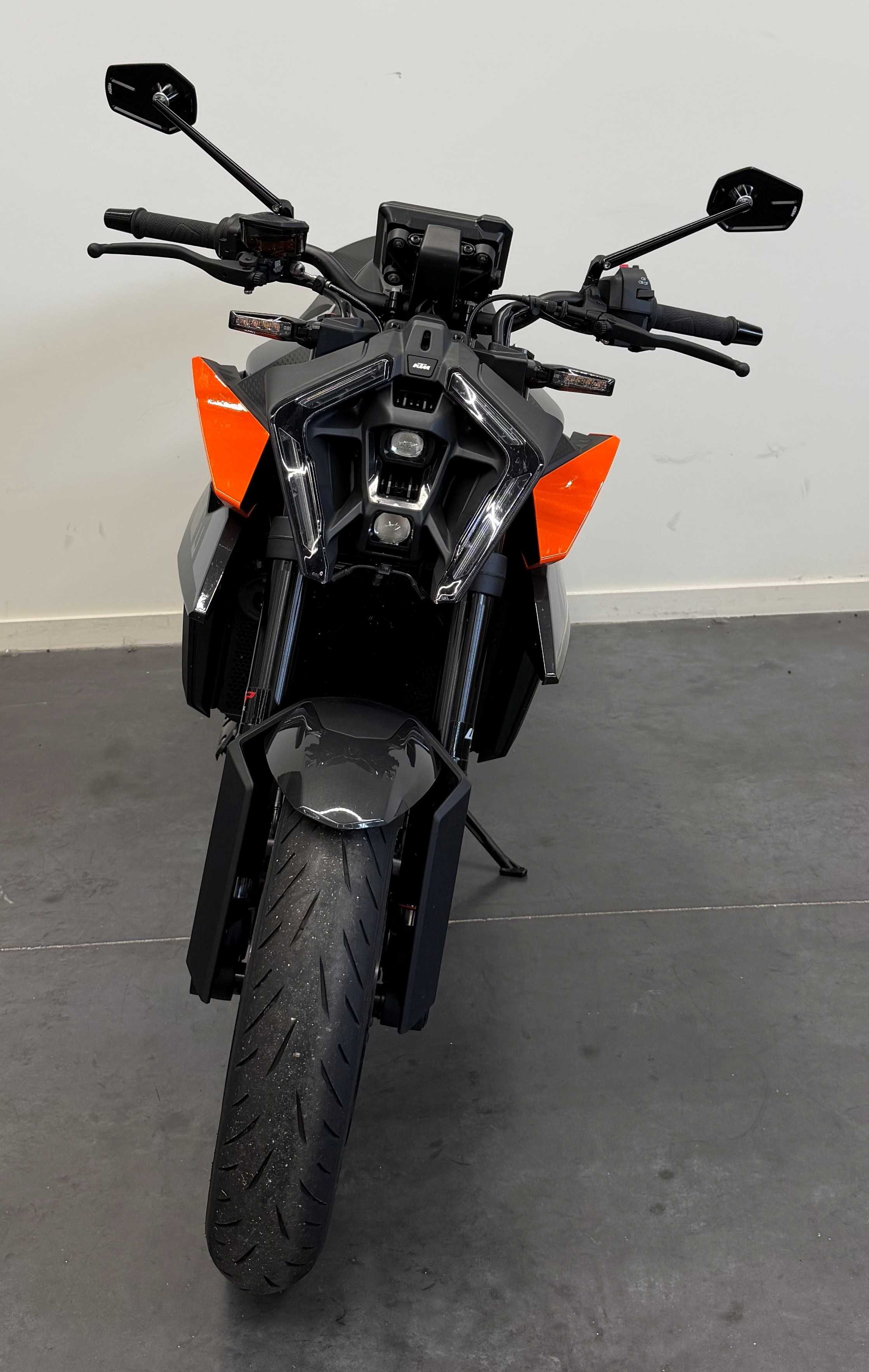KTM 990 DUKE 2025 HD vue avant