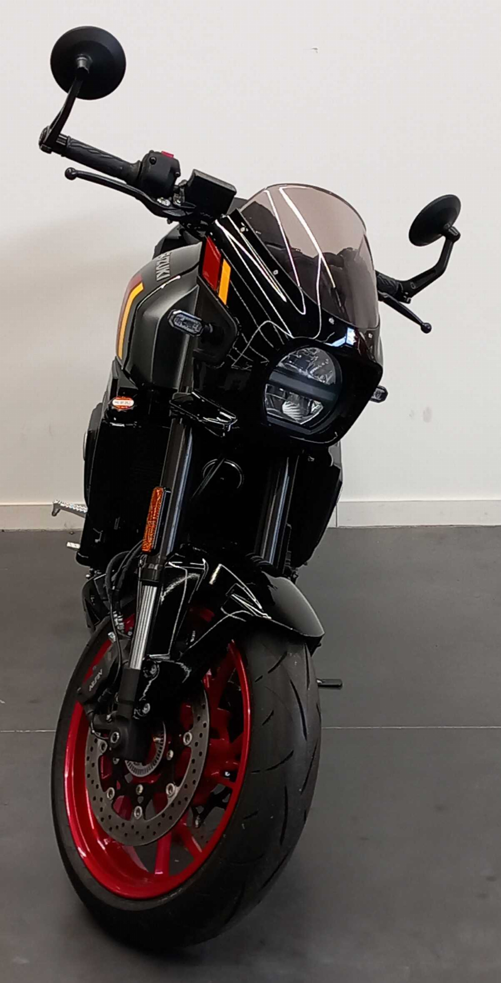 Suzuki GSX-8 TT TT 2025 vue avant