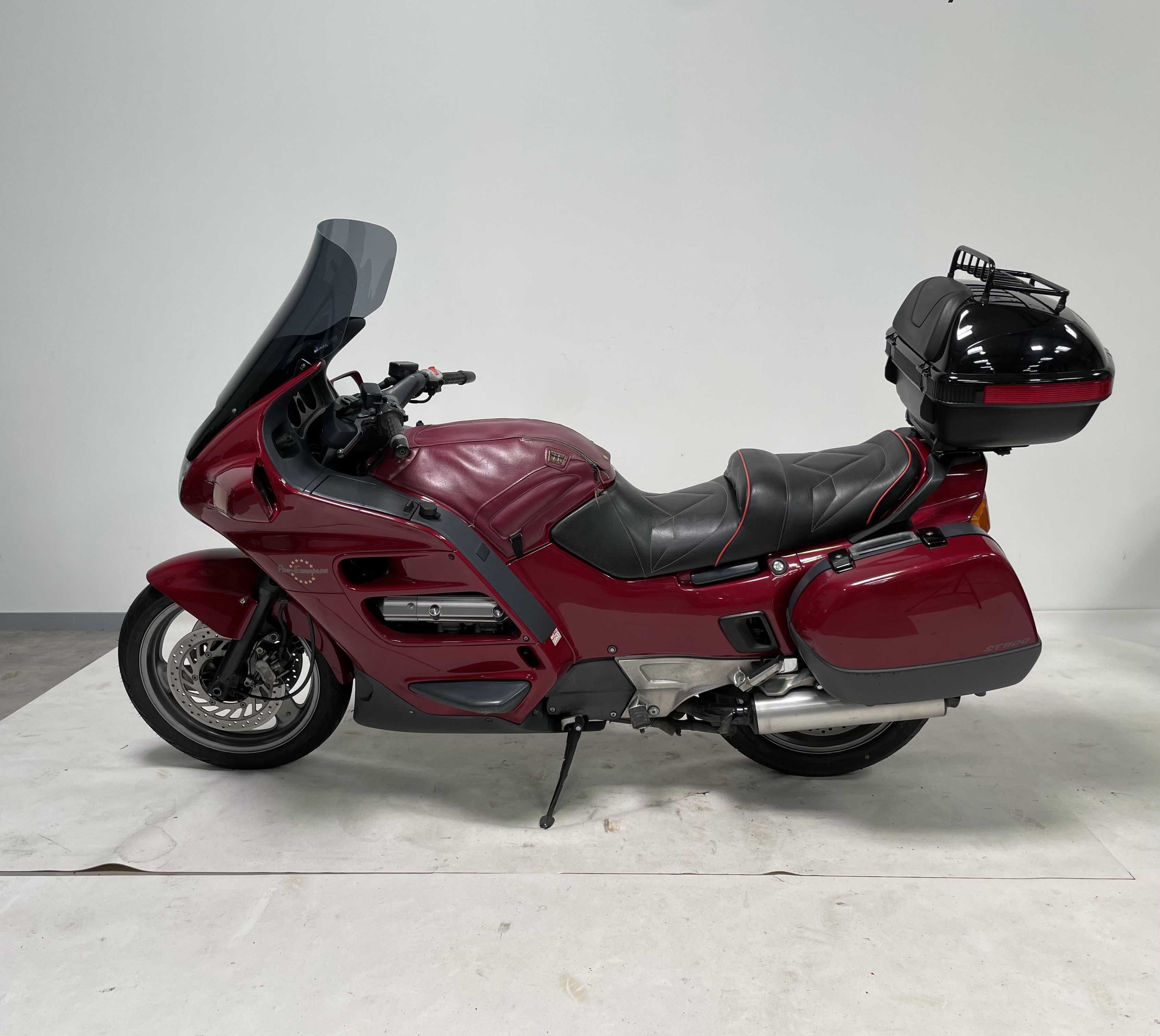 Honda ST 1100 Pan European 1990 HD vue gauche