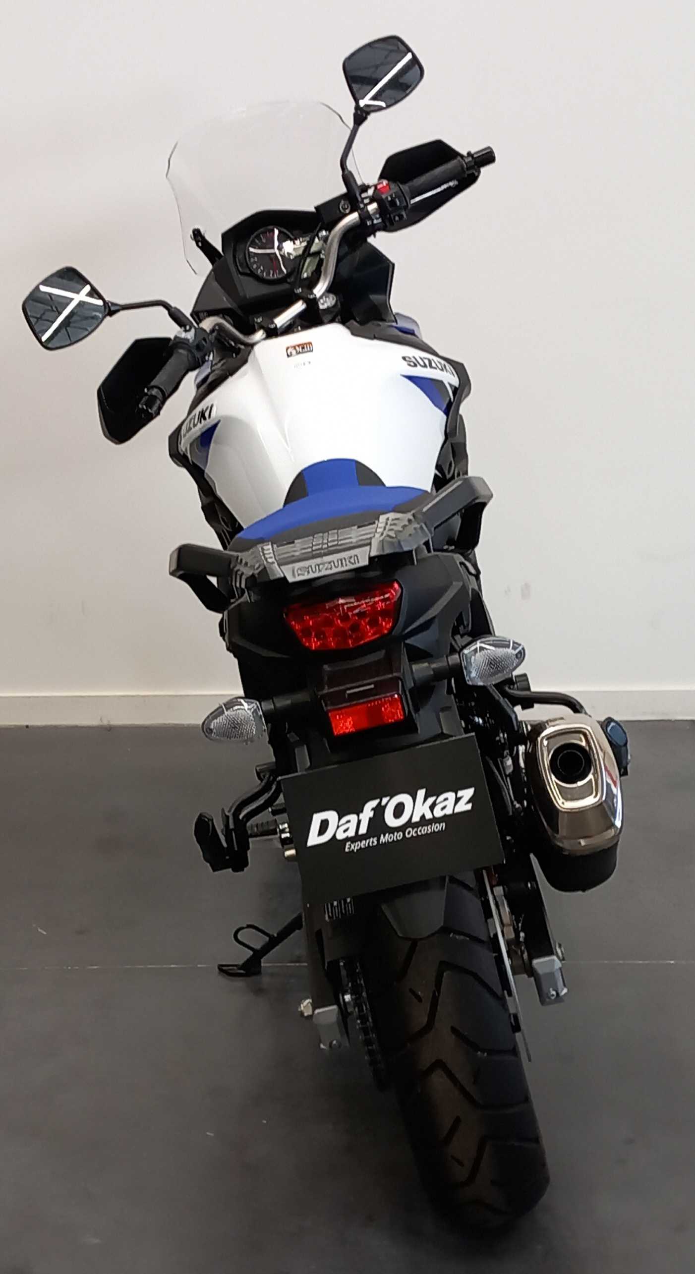 Suzuki DL 650 V-STROM XT 2025 HD vue arrière