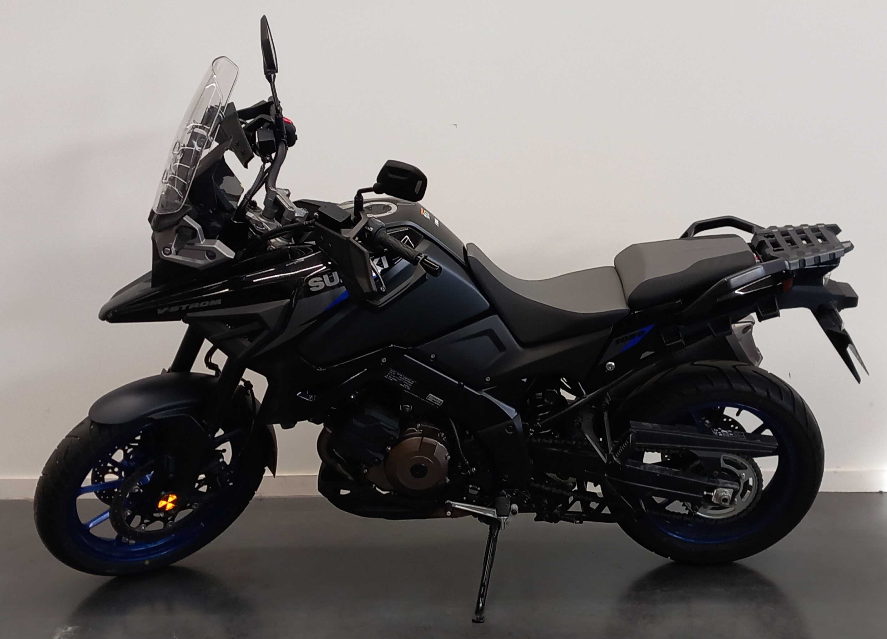 Suzuki DL 1050 V-STROM SE 2025 HD vue gauche