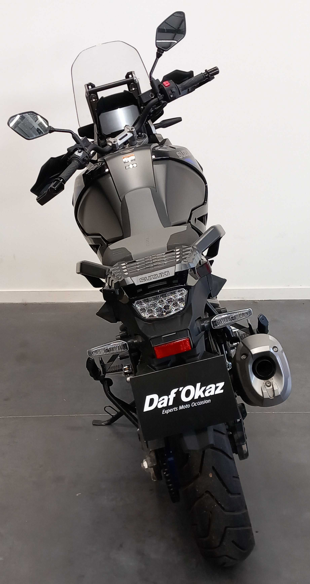 Suzuki DL 1050 V-STROM SE 2025 vue arrière