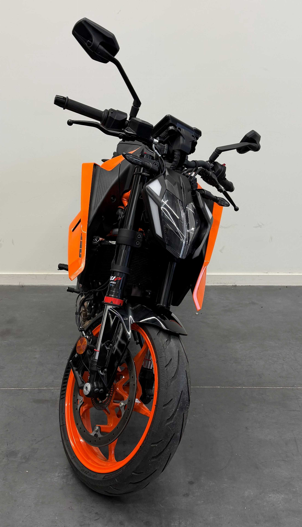 KTM 390 DUKE 2025 vue avant