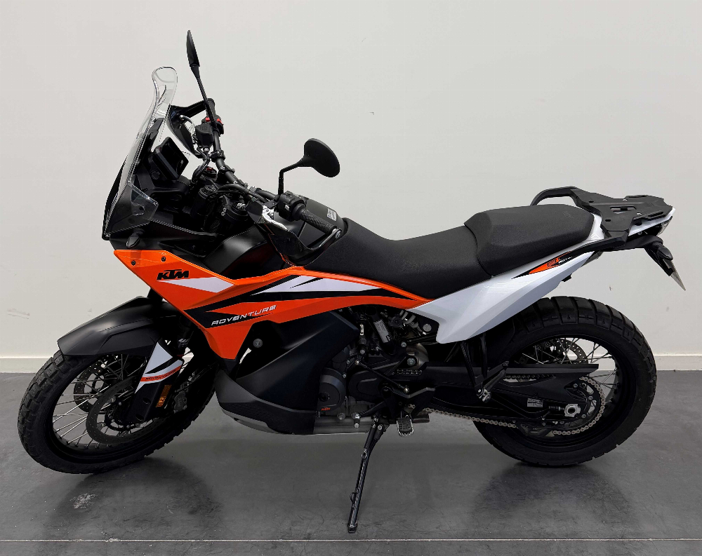 KTM 890 Adventure 2024 vue gauche