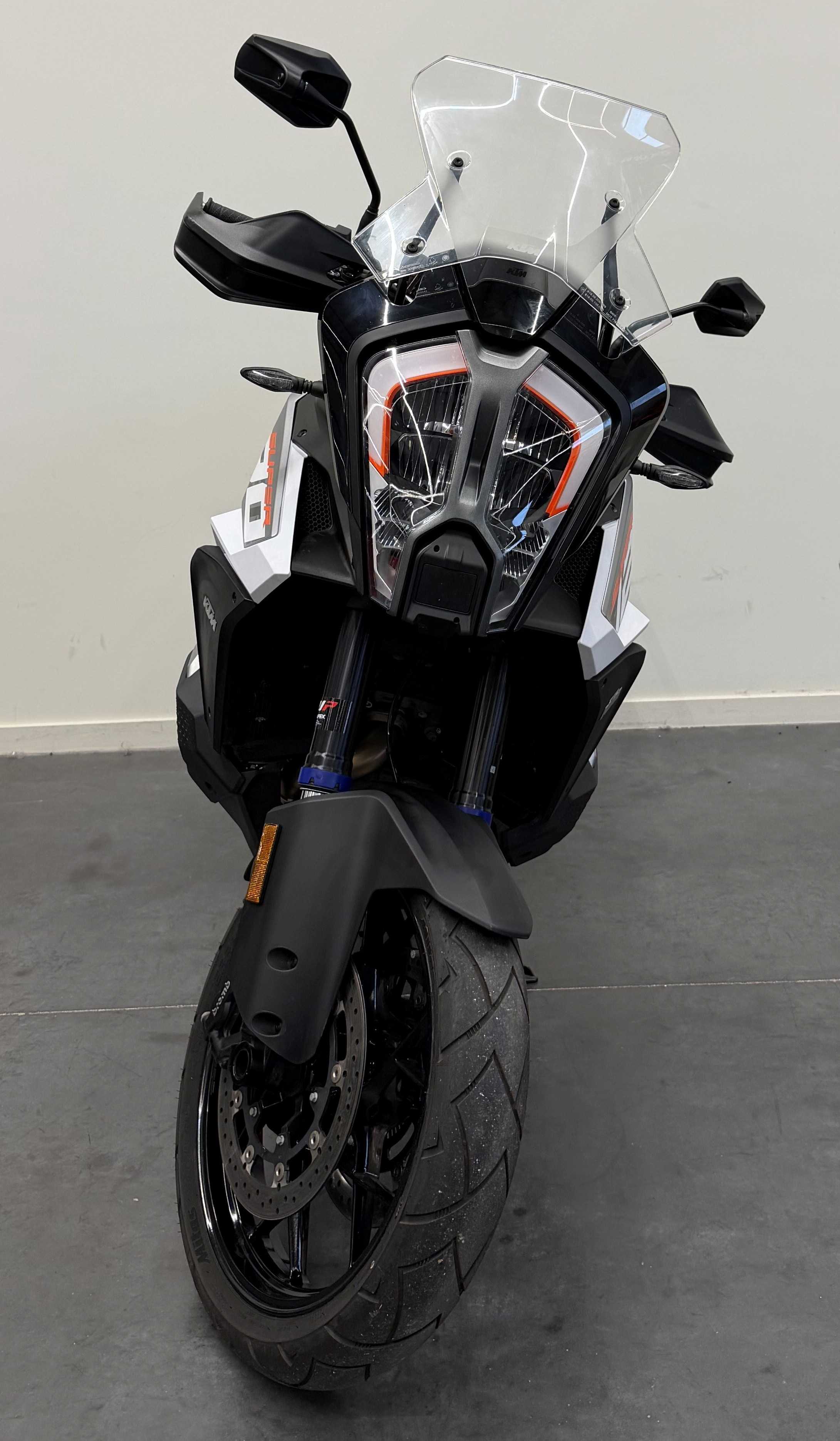 KTM 1290 SUPER ADVENTURE S 2025 HD vue avant