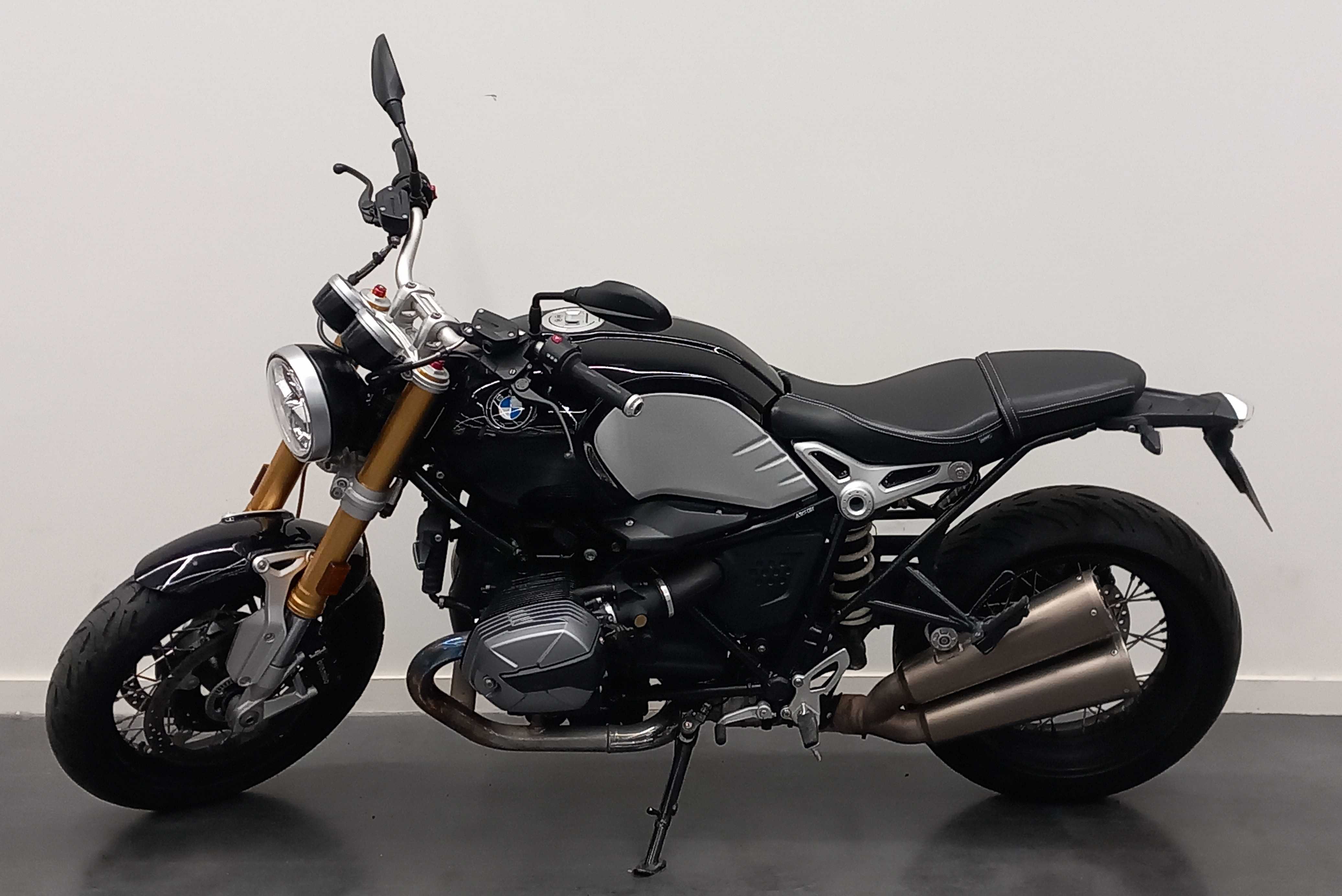 BMW R 1200 R Nine-T 2022 HD vue gauche
