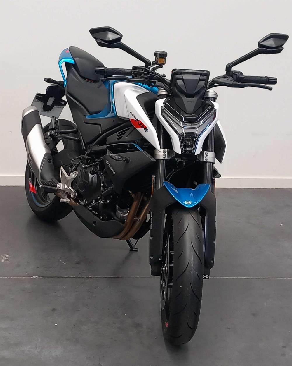 CFMOTO NK 450 ABS NK ABS 2024 vue 3/4 droite