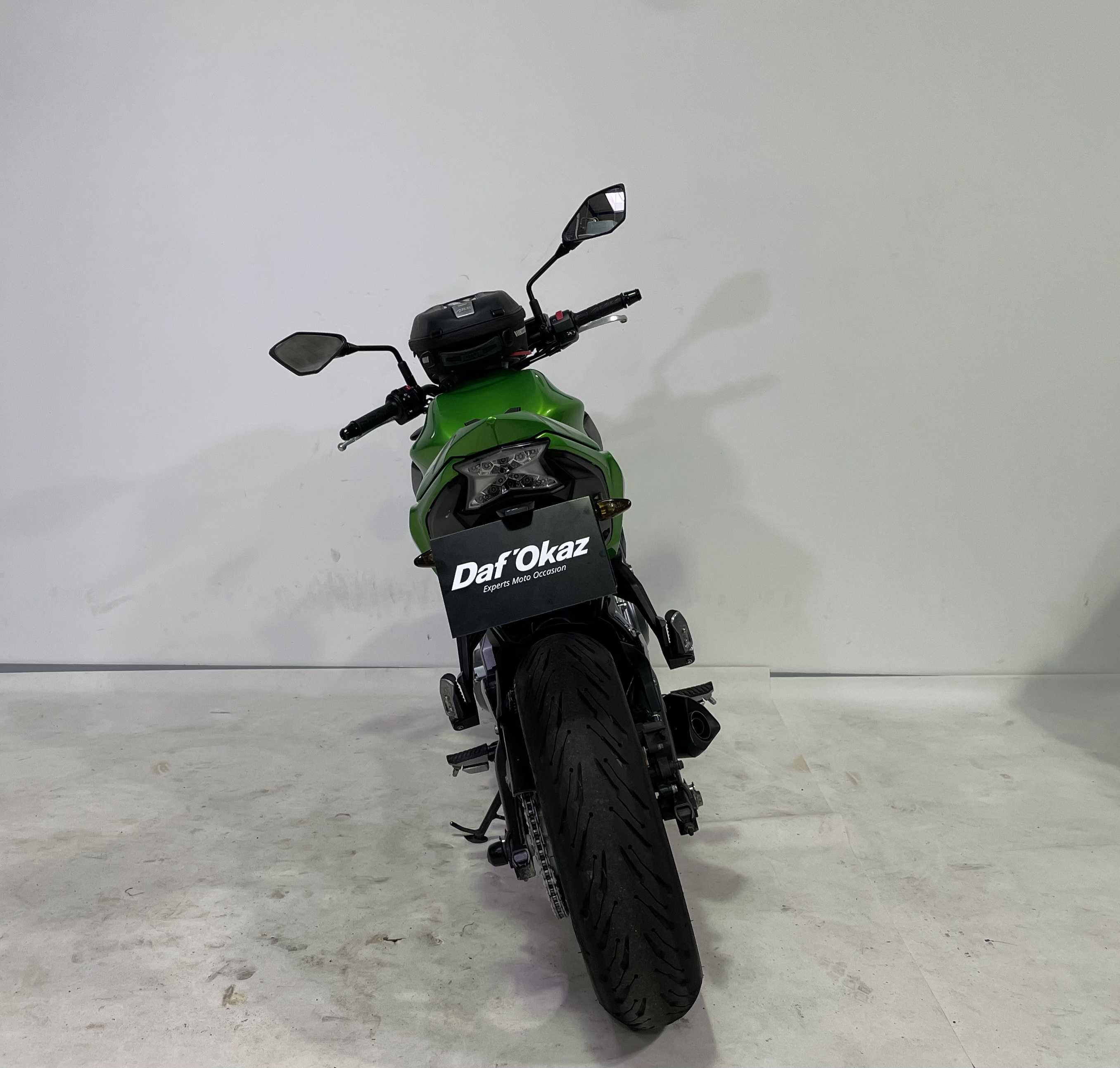Kawasaki Z 650 2019 HD vue arrière