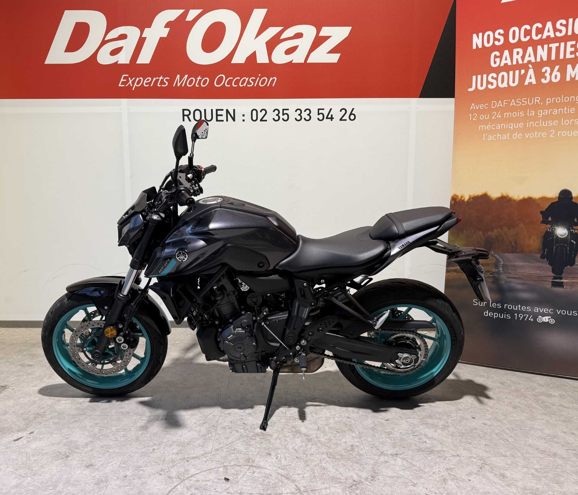 Yamaha MT-07 700 2023 HD vue gauche
