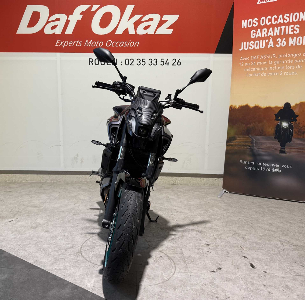 Yamaha MT-07 700 2023 vue avant