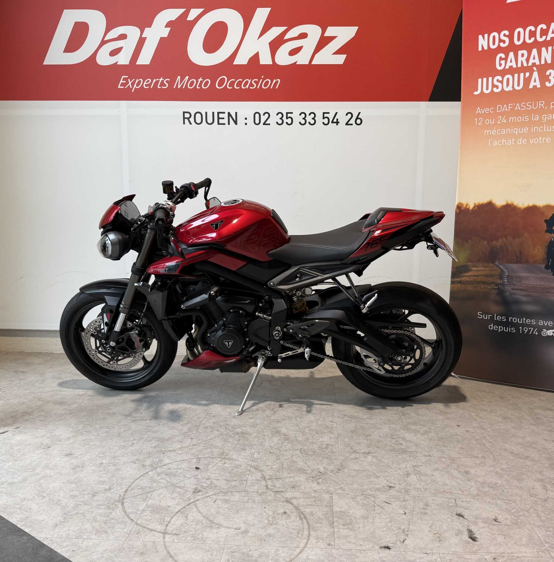 Triumph 765 Street Triple RS 2023 HD vue gauche