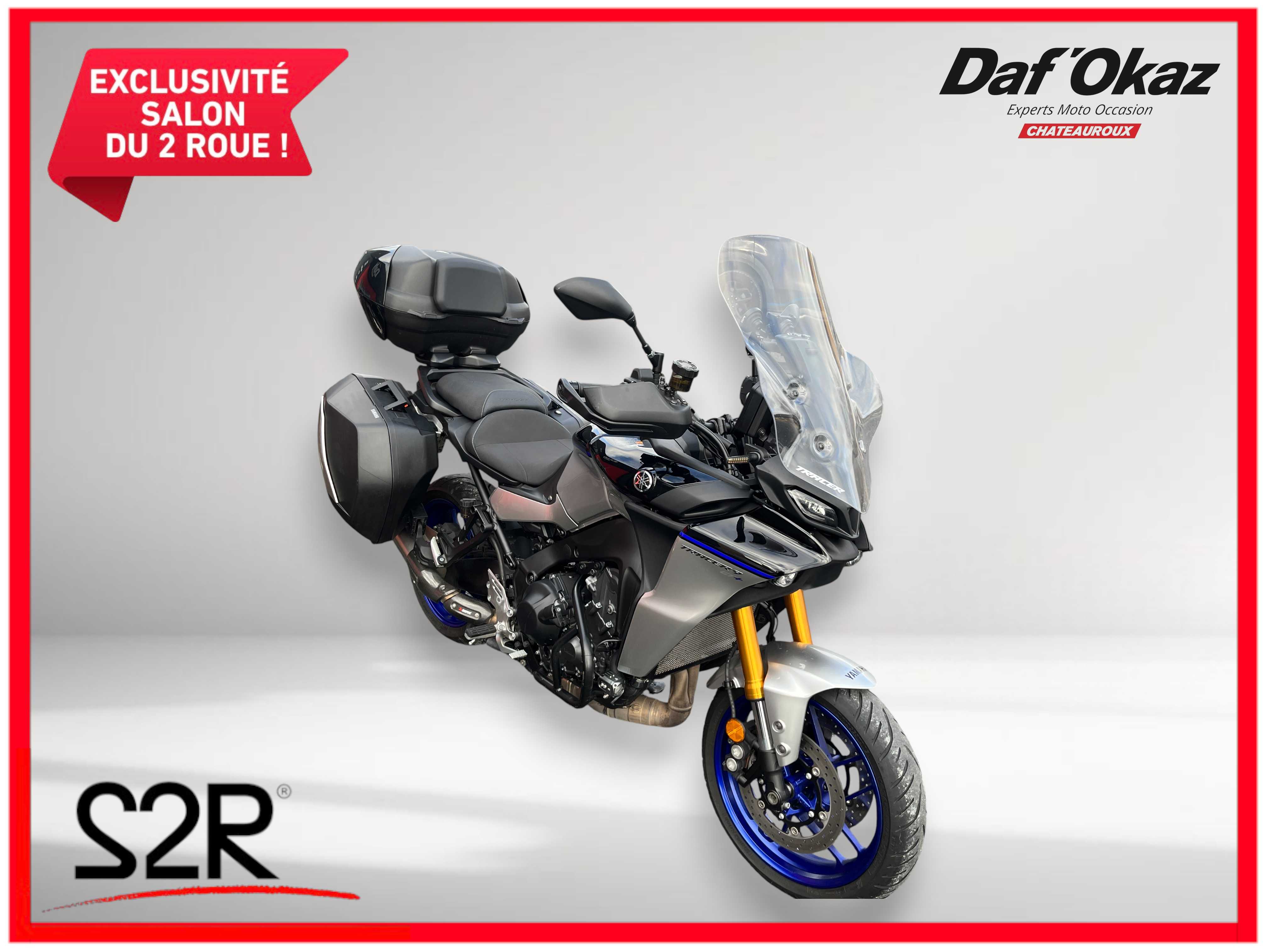 Yamaha TRACER 9 GT + 2024 HD vue 3/4 droite