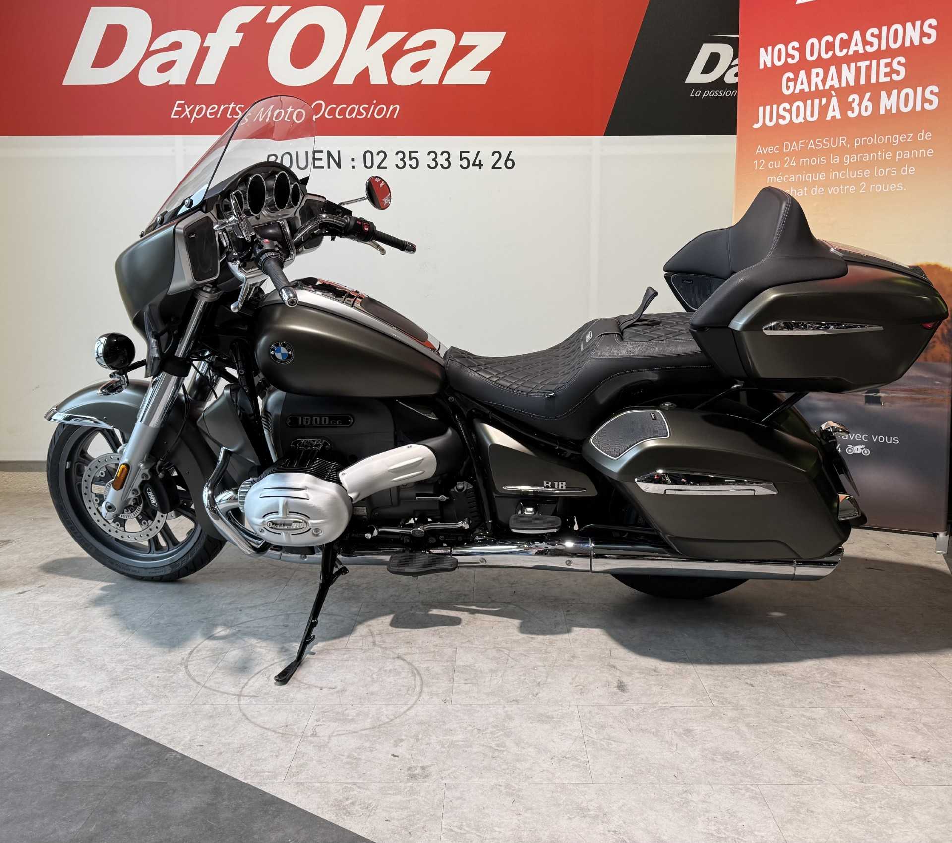 BMW 1800 R18 2020 HD vue gauche