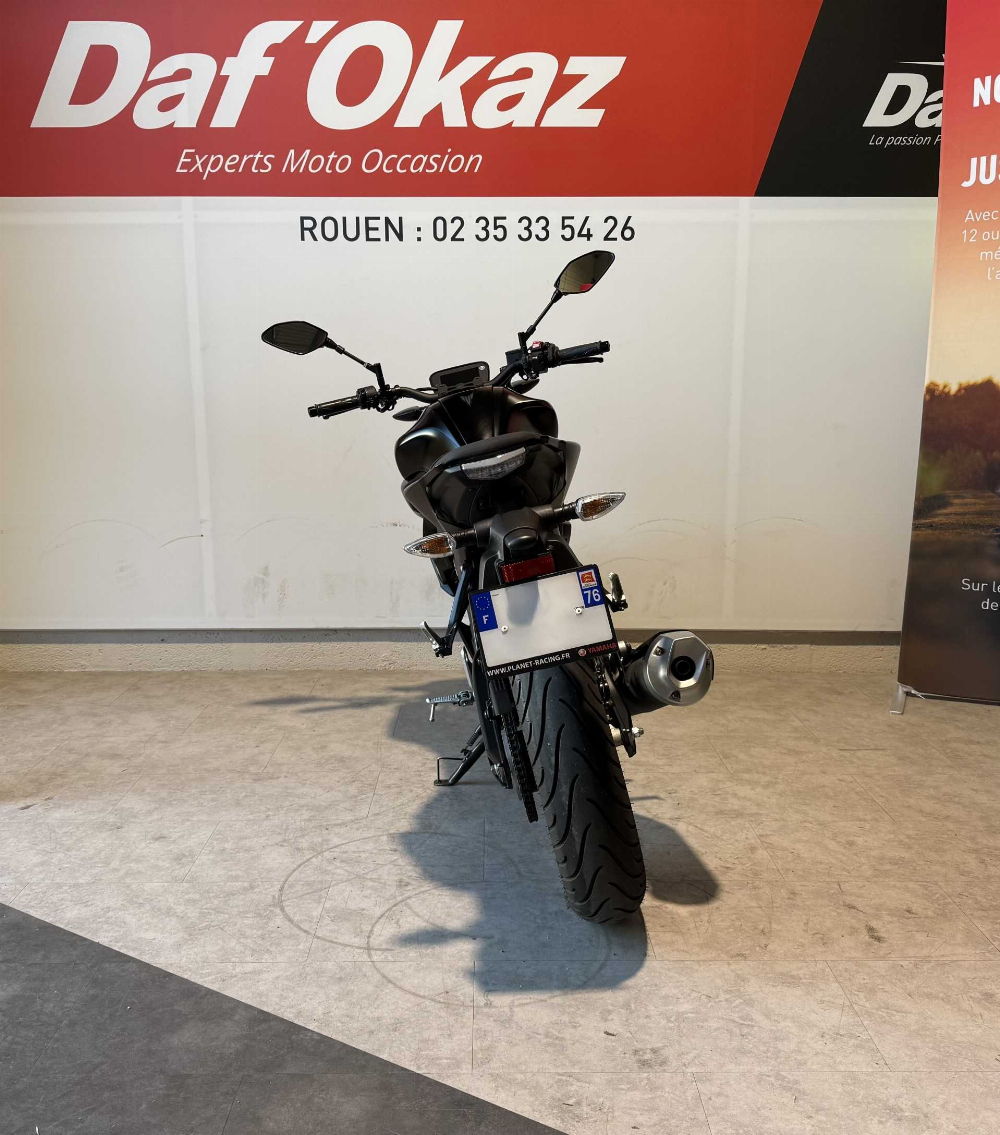 Yamaha MT 125 - 2025 vue arrière
