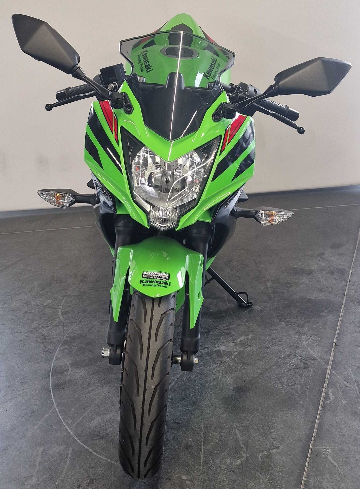 Kawasaki NINJA 125 2025 HD vue avant