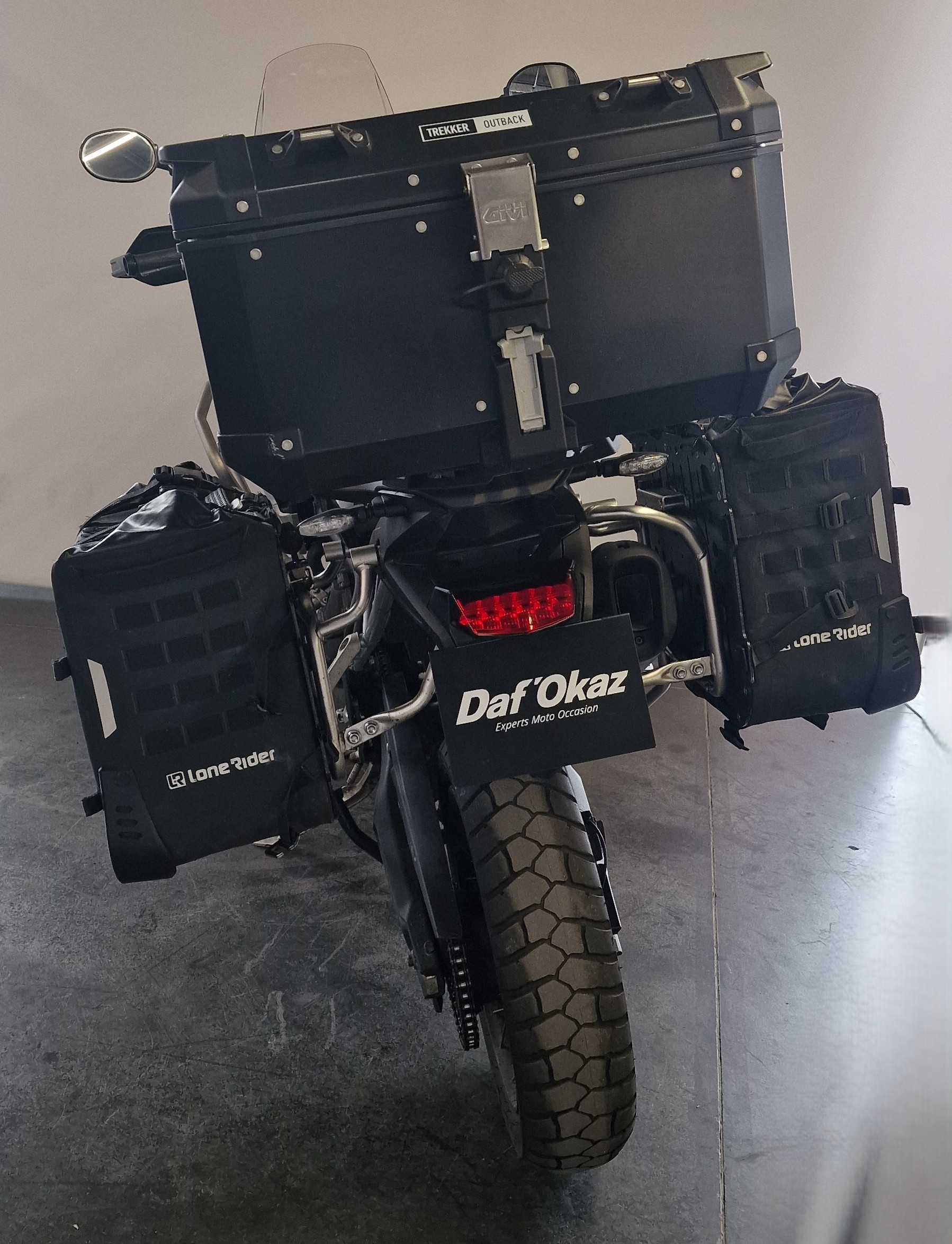 Triumph TIGER 900 RALLY PRO 2022 HD vue arrière