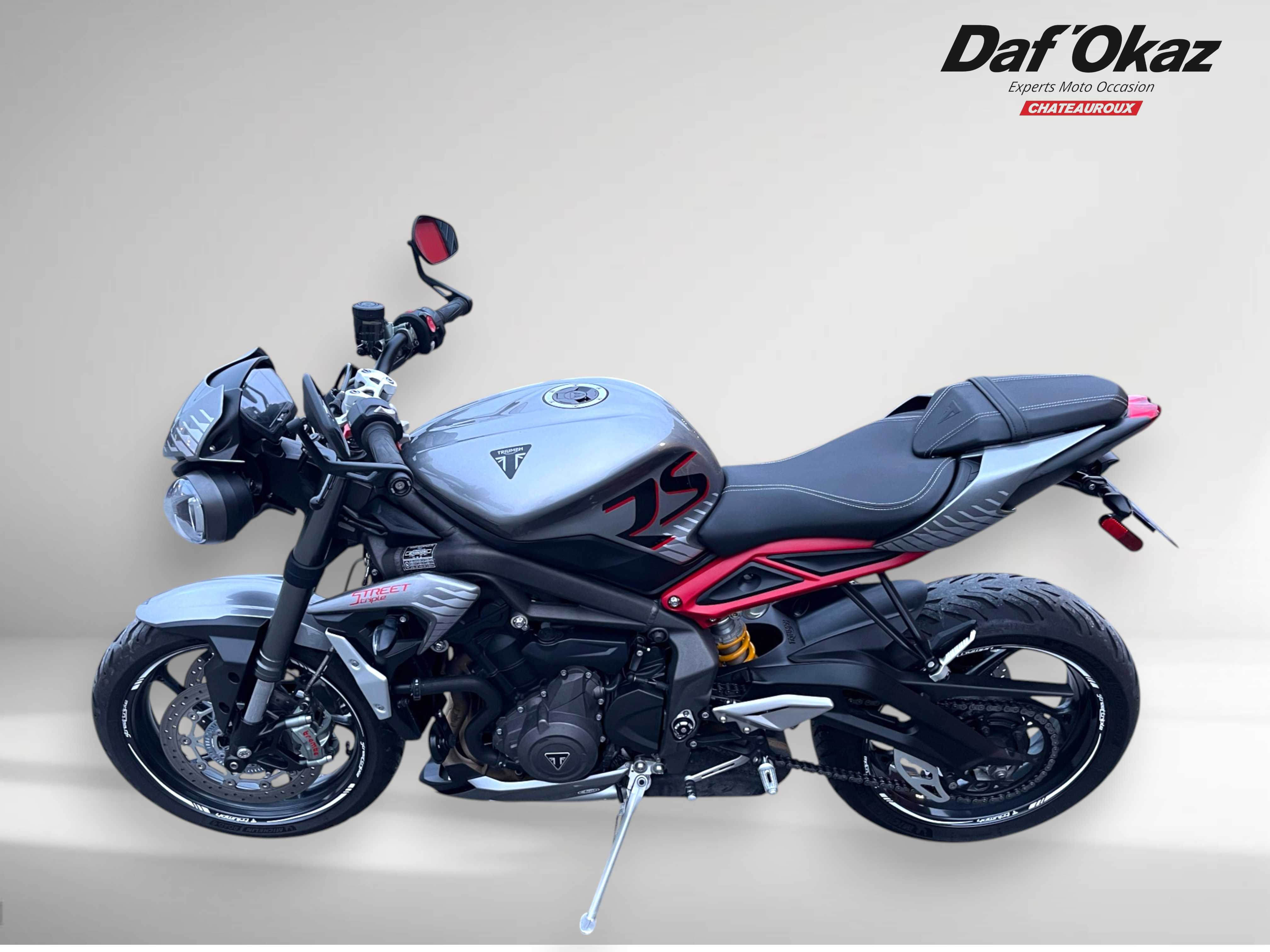 Triumph 765 Street Triple RS 2021 HD vue arrière