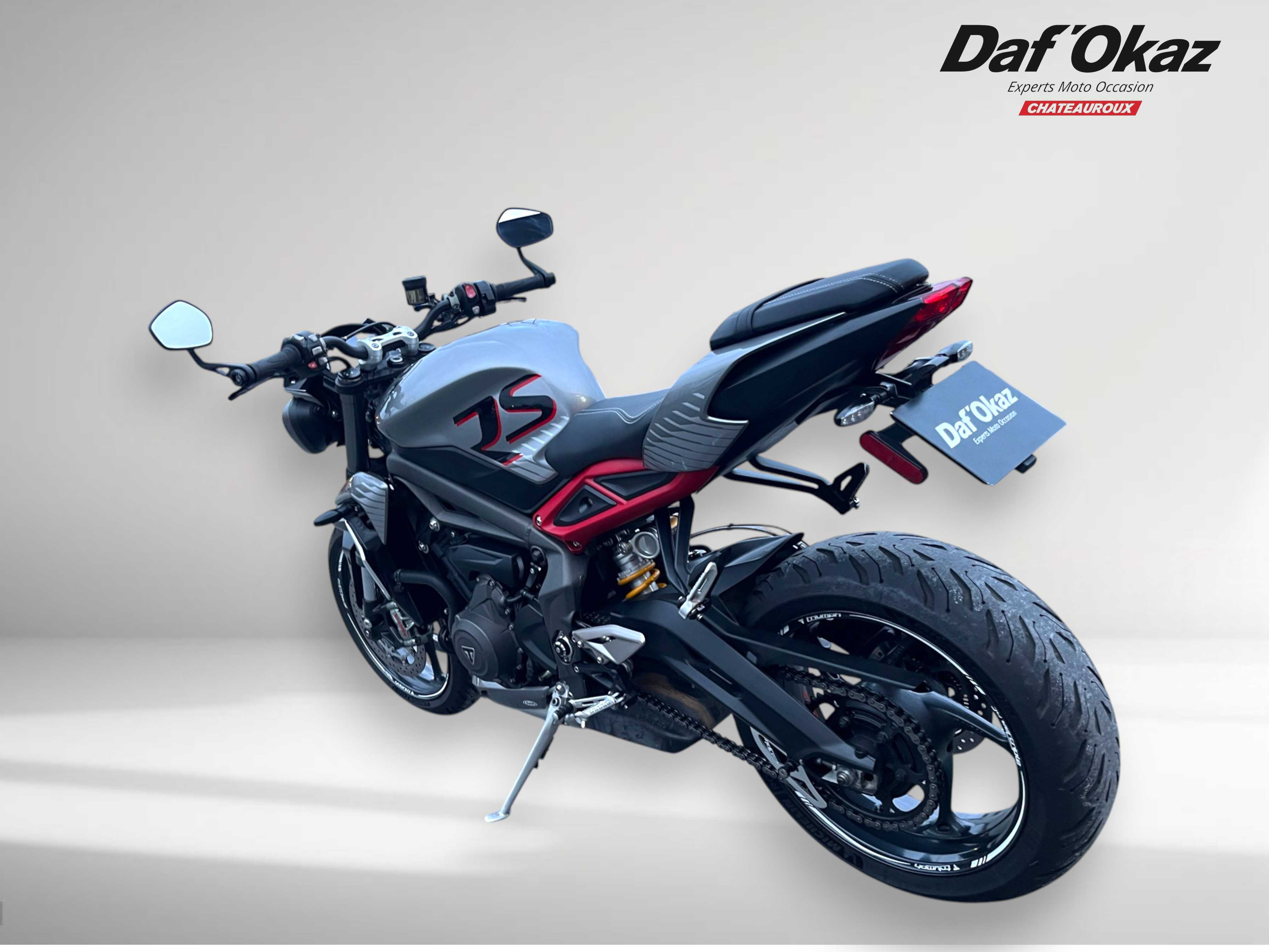 Triumph 765 Street Triple RS 2021 HD vue gauche