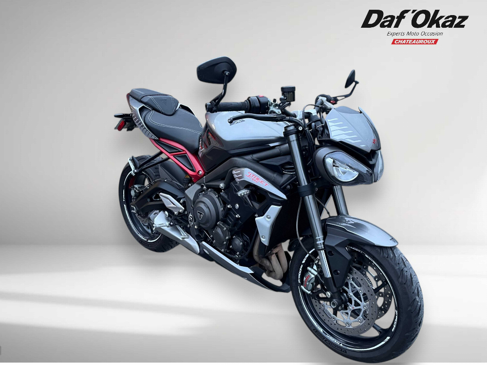 Triumph 765 Street Triple RS 2021 vue 3/4 droite