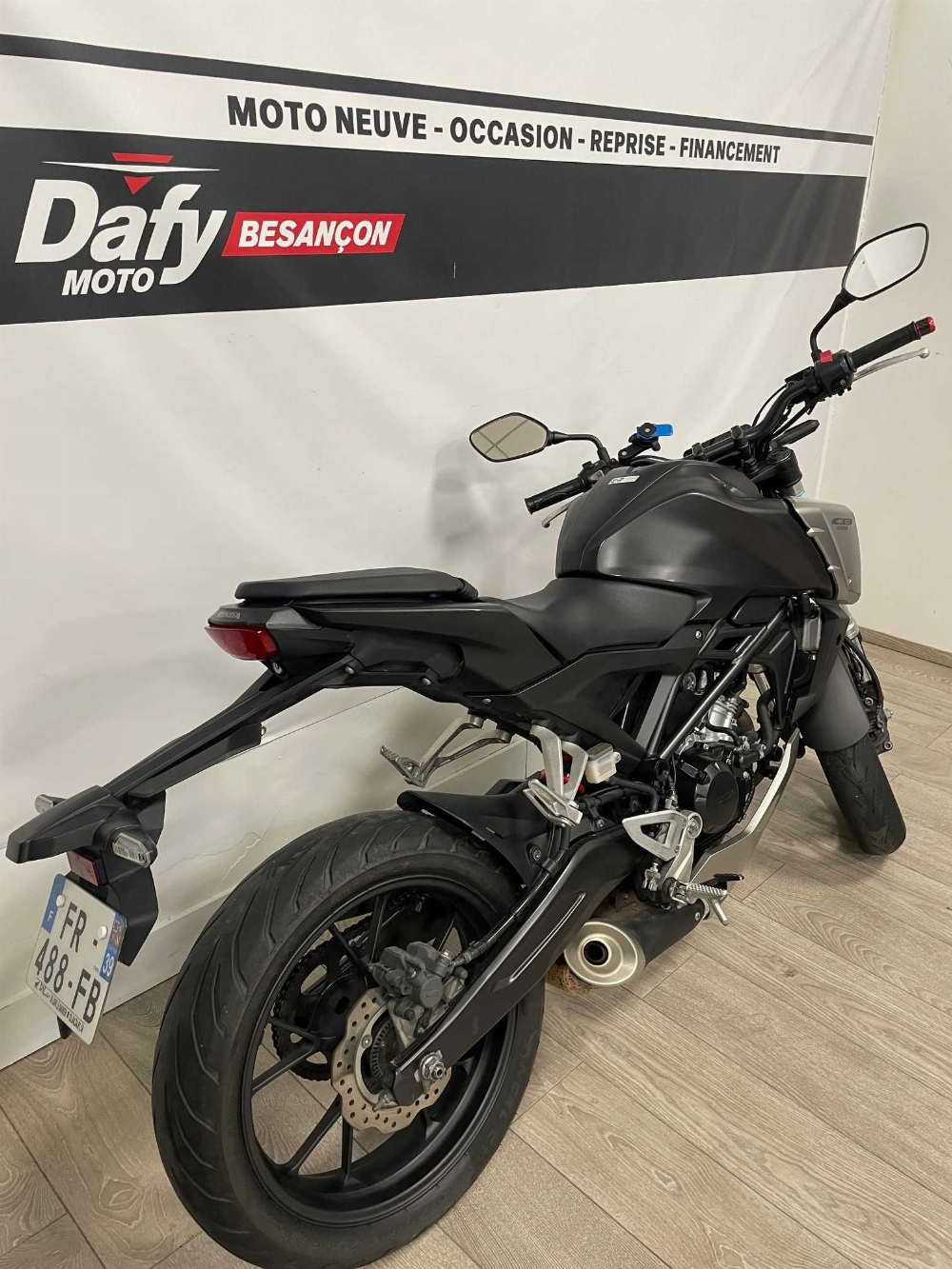 Honda CB 125 R 2020 vue arrière