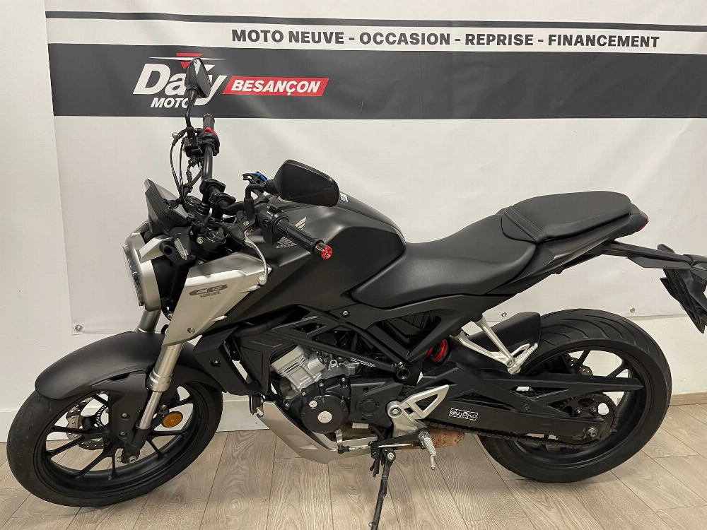 Honda CB 125 R 2020 vue gauche