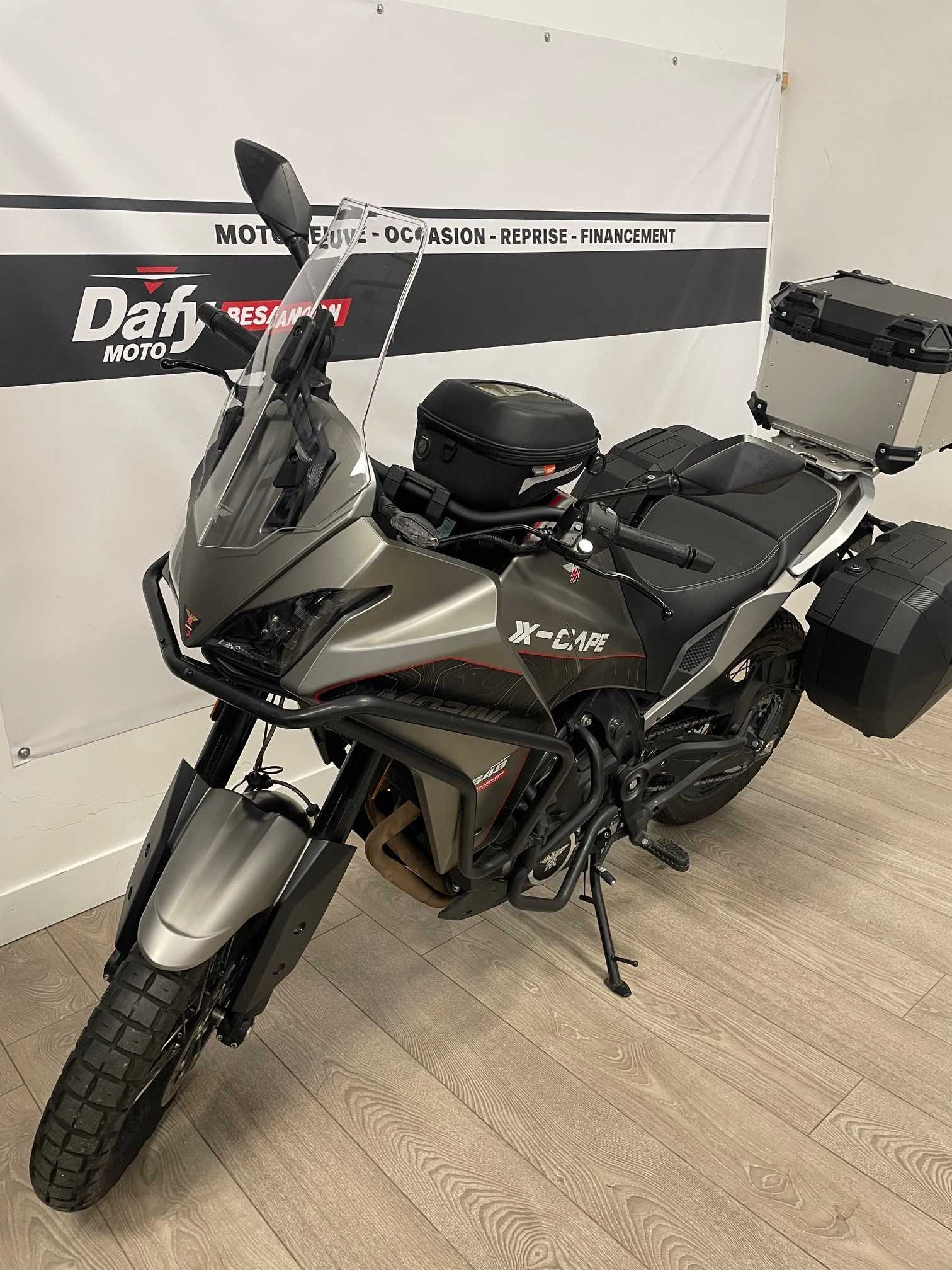 Moto Morini X-CAPE 650 2023 HD vue avant
