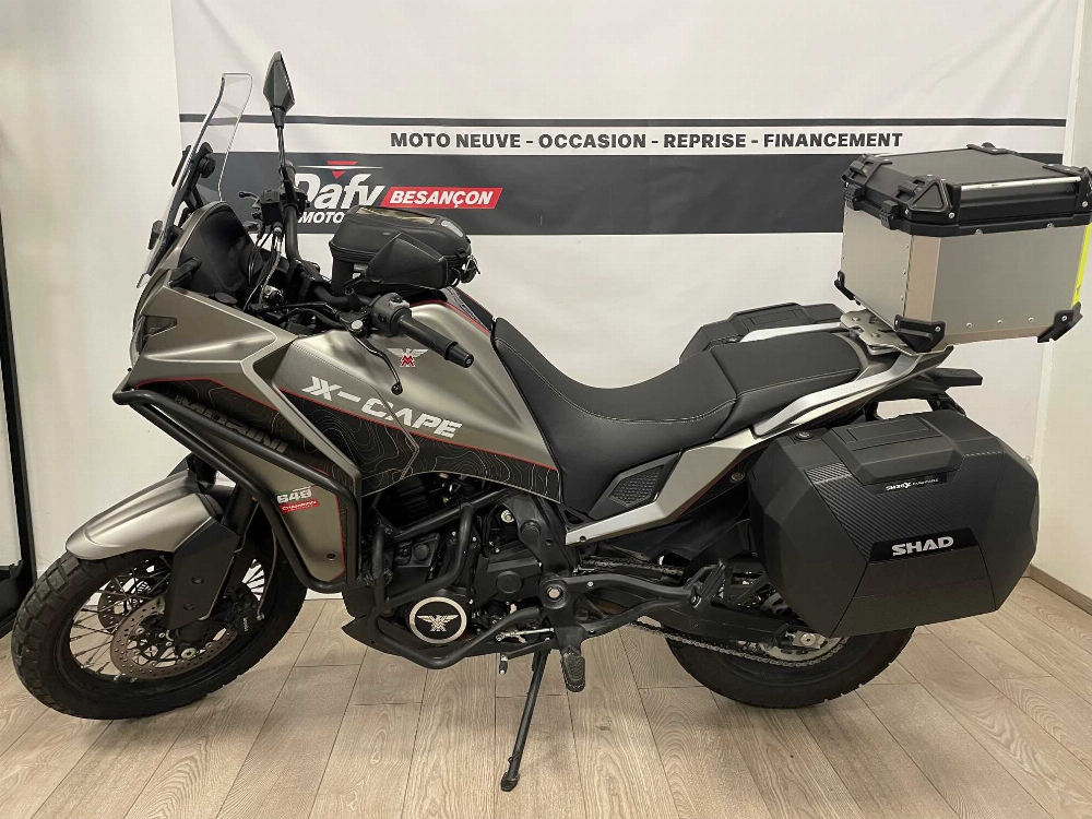 Moto Morini X-CAPE 650 2023 vue gauche