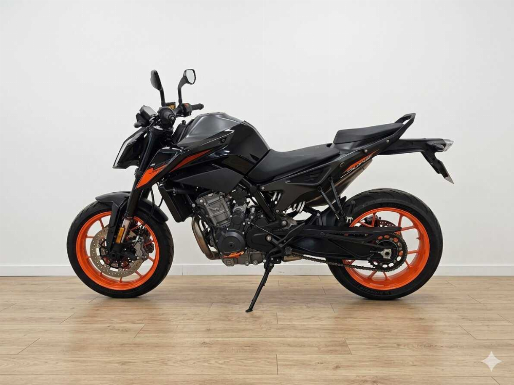 KTM 790 Duke 2020 vue gauche