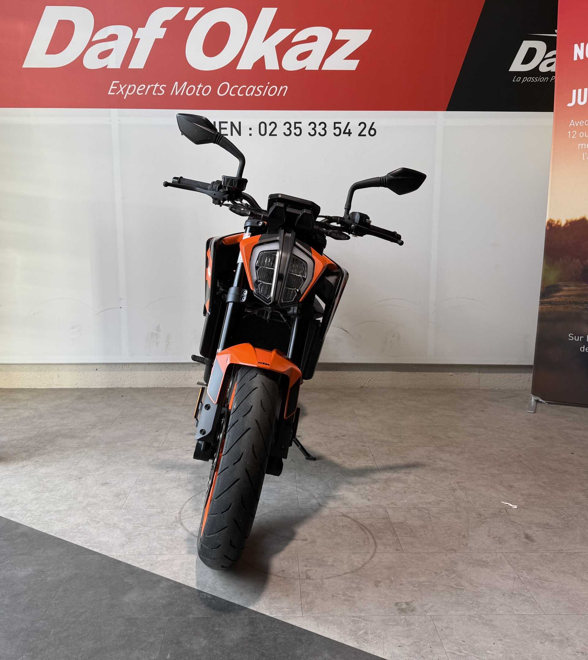 KTM 890 DUKE GP GP 2023 HD vue avant