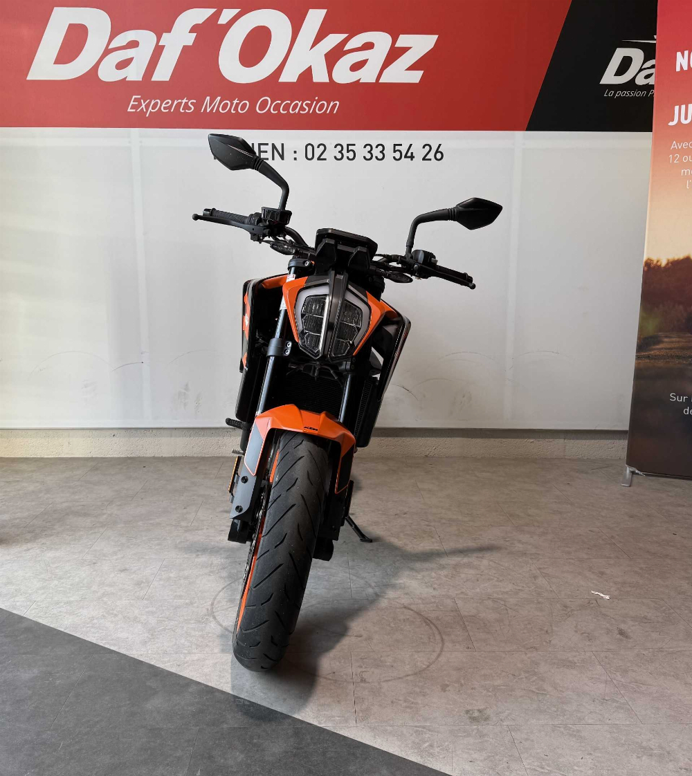 KTM 890 DUKE GP GP 2023 vue avant
