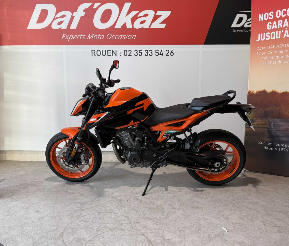 KTM 890 DUKE GP GP 2023 vue gauche