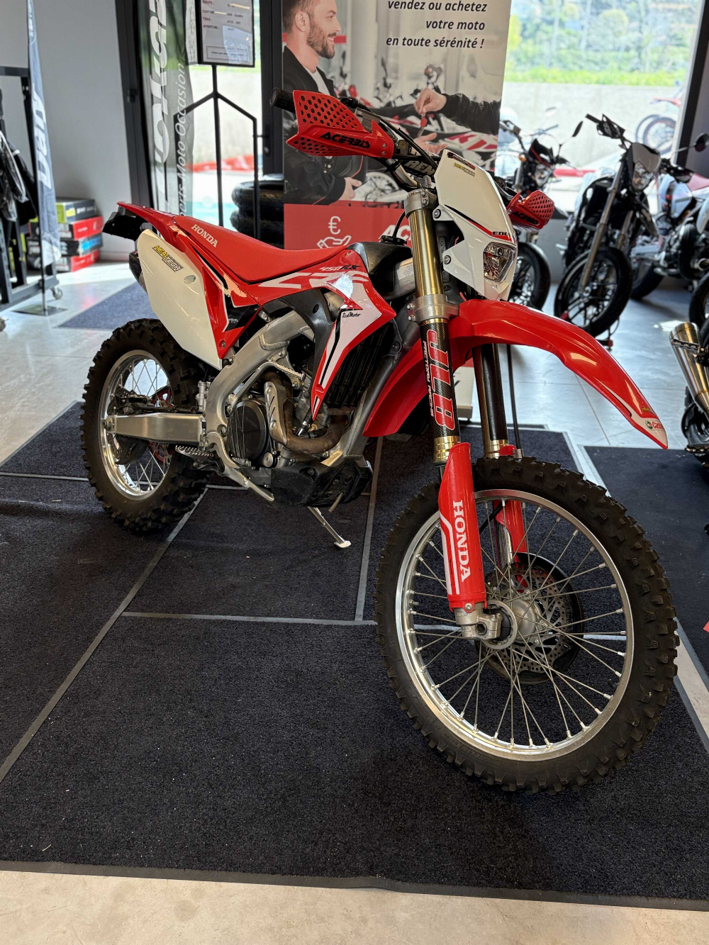 Honda CRF 450 RX CRF RX 2018 vue 3/4 droite