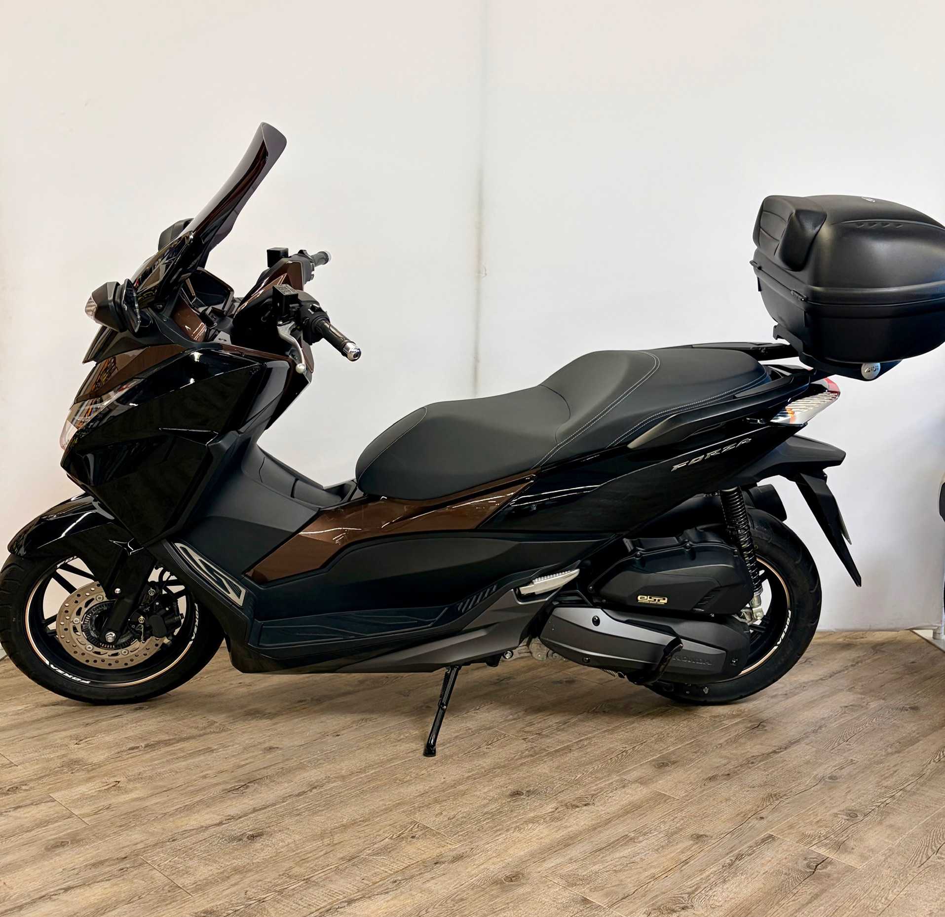 Honda NSS 125 Forza ABS 2015 HD vue gauche