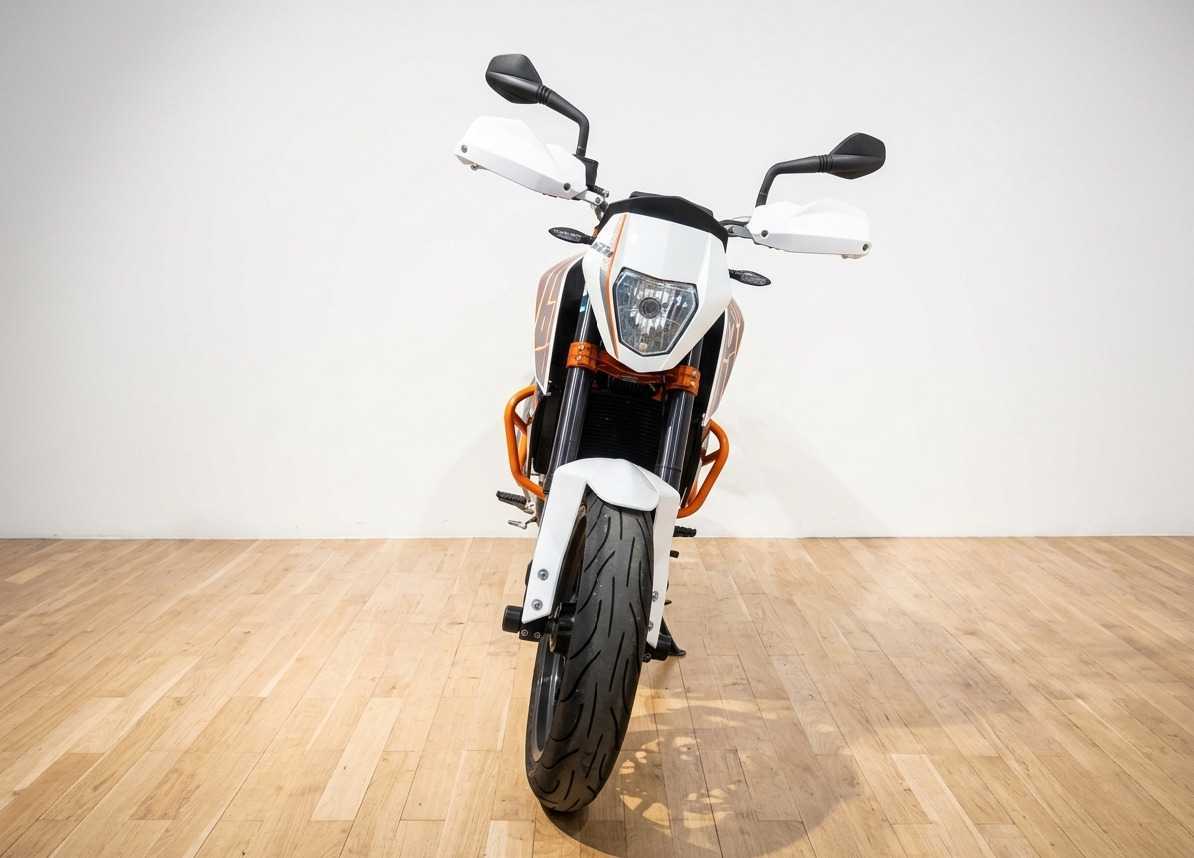 KTM 690 Duke 2012 HD vue avant