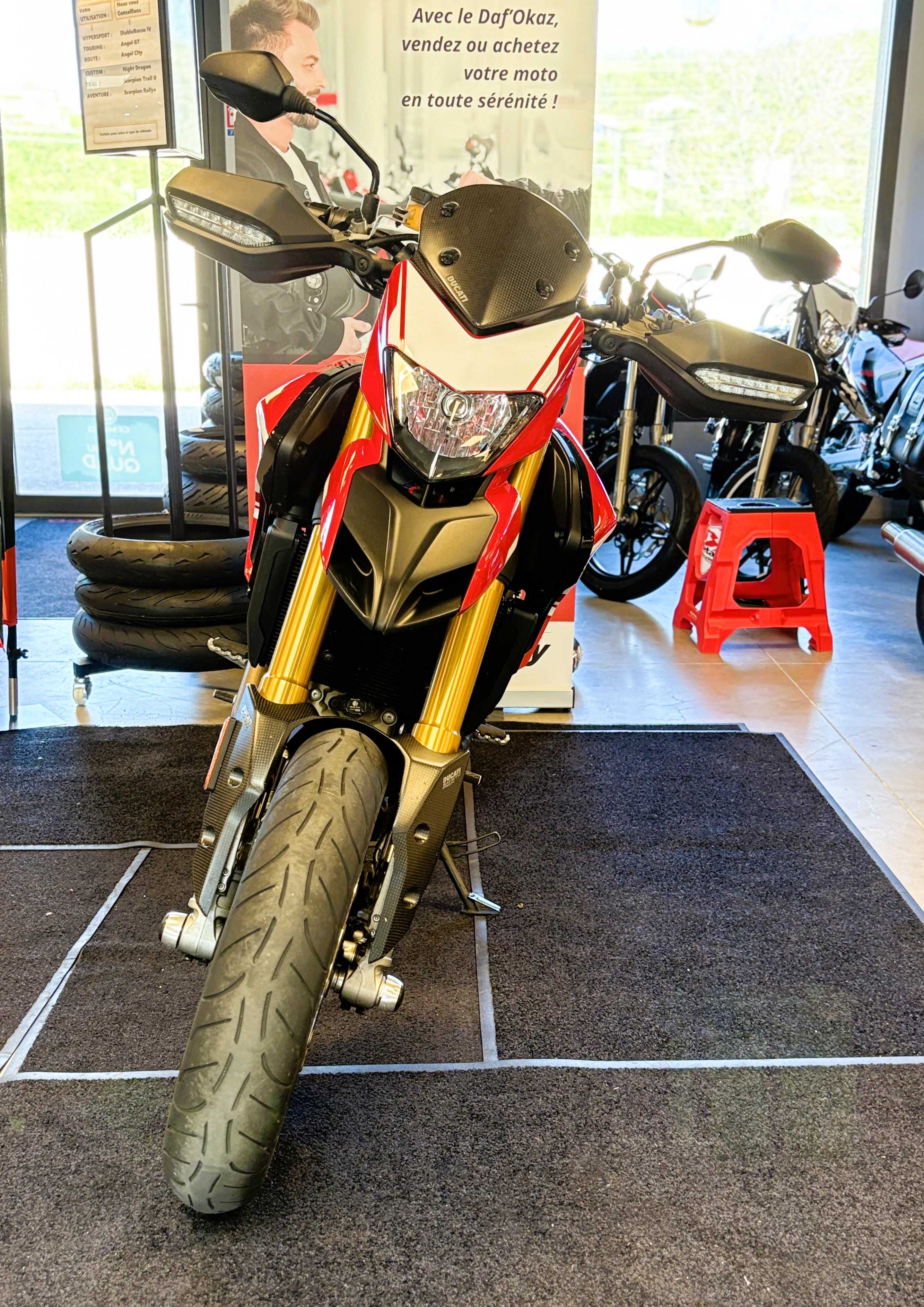 Ducati 939 Hypermotard SP 2018 HD vue avant