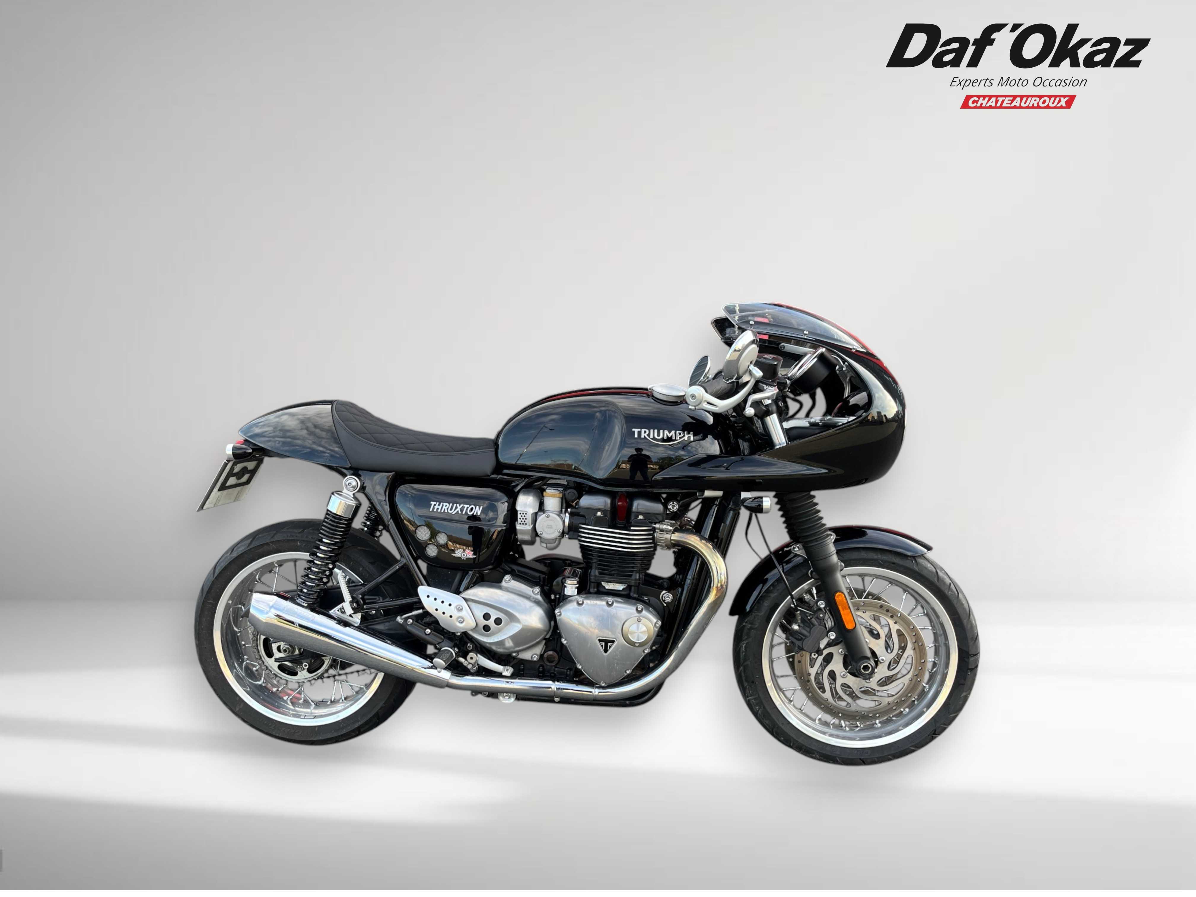 Triumph 1200 Thruxton 2016 HD vue avant