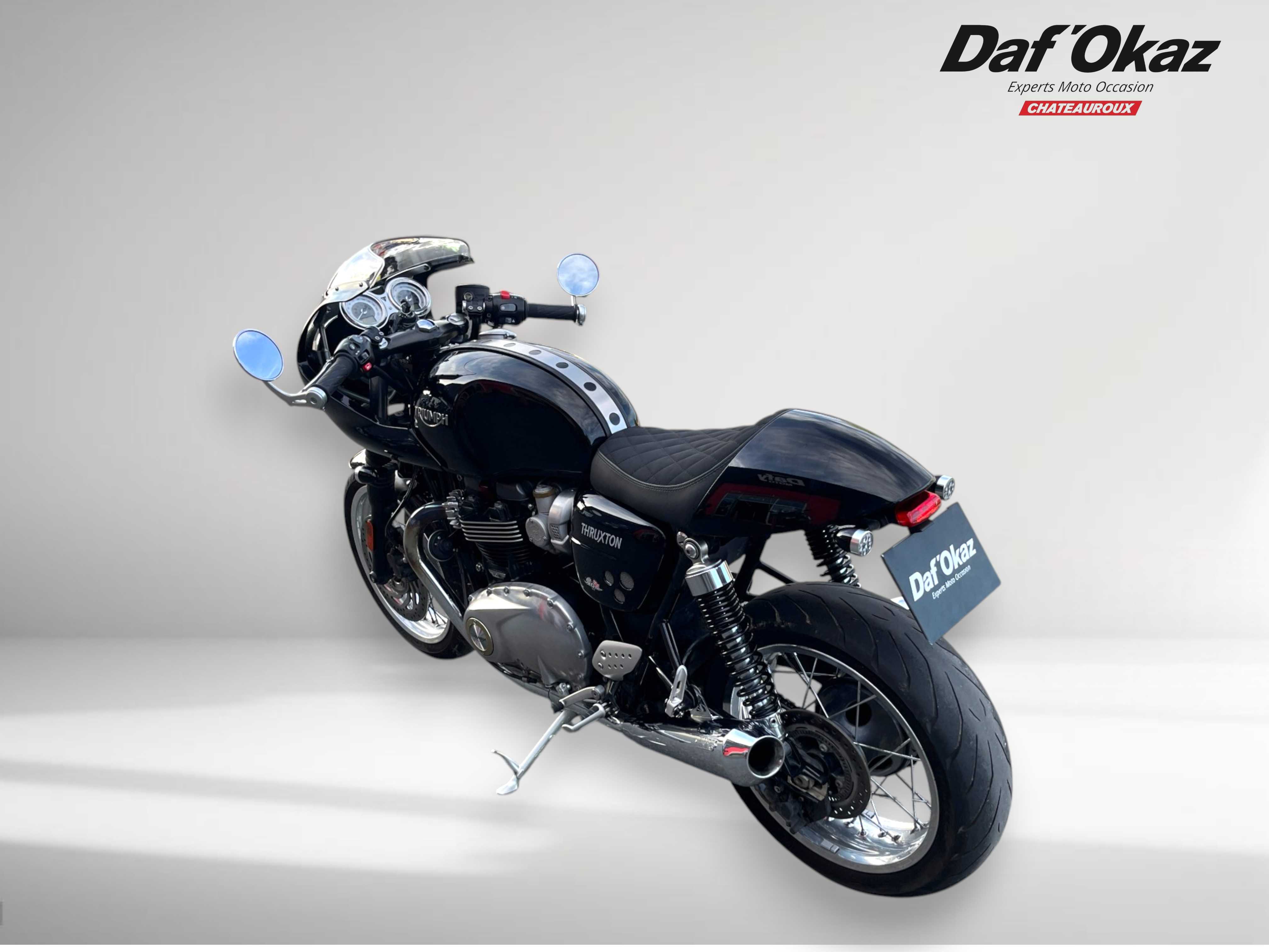 Triumph 1200 Thruxton 2016 HD vue gauche