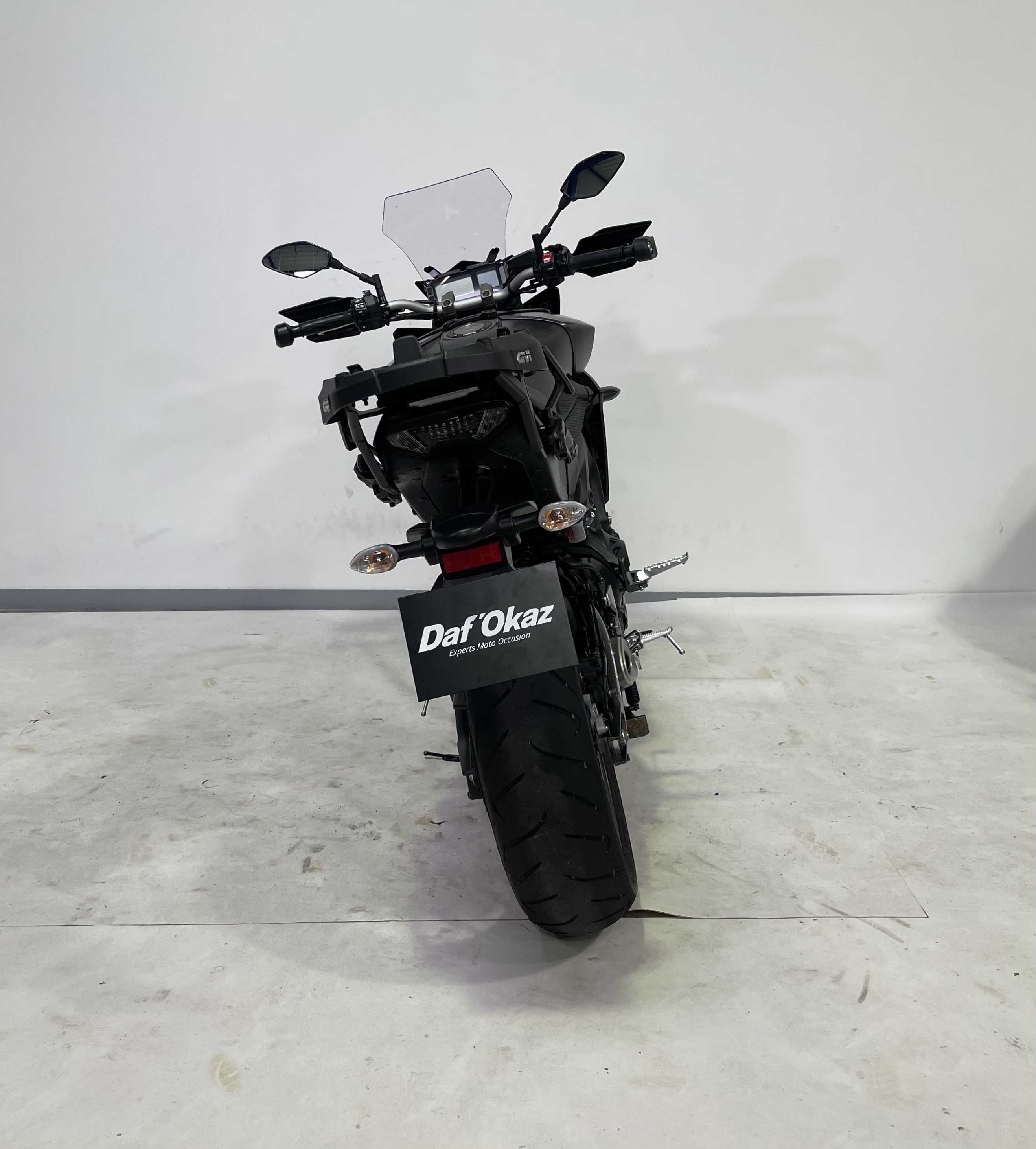 Yamaha Tracer 900 (MT09TRA) 2015 HD vue arrière