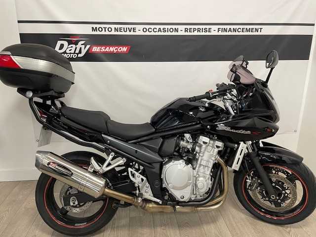 Suzuki GSF 650 S Bandit 2008 vue 3/4 droite