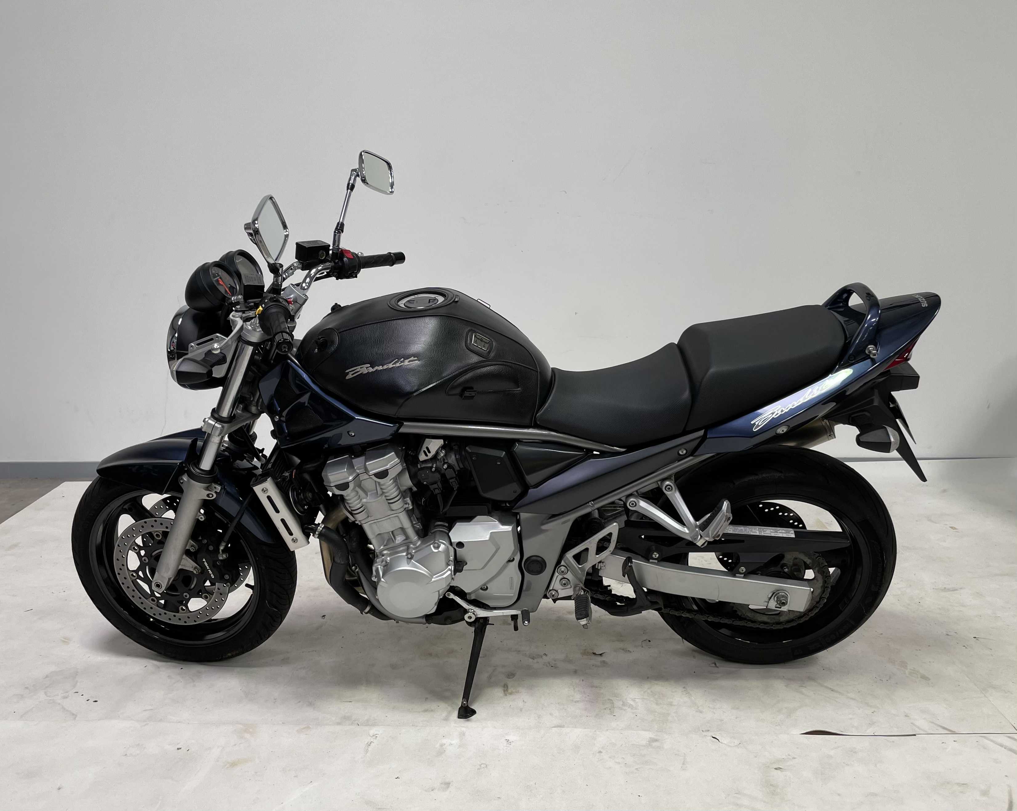 Suzuki GSF 650 N Bandit 2007 HD vue gauche