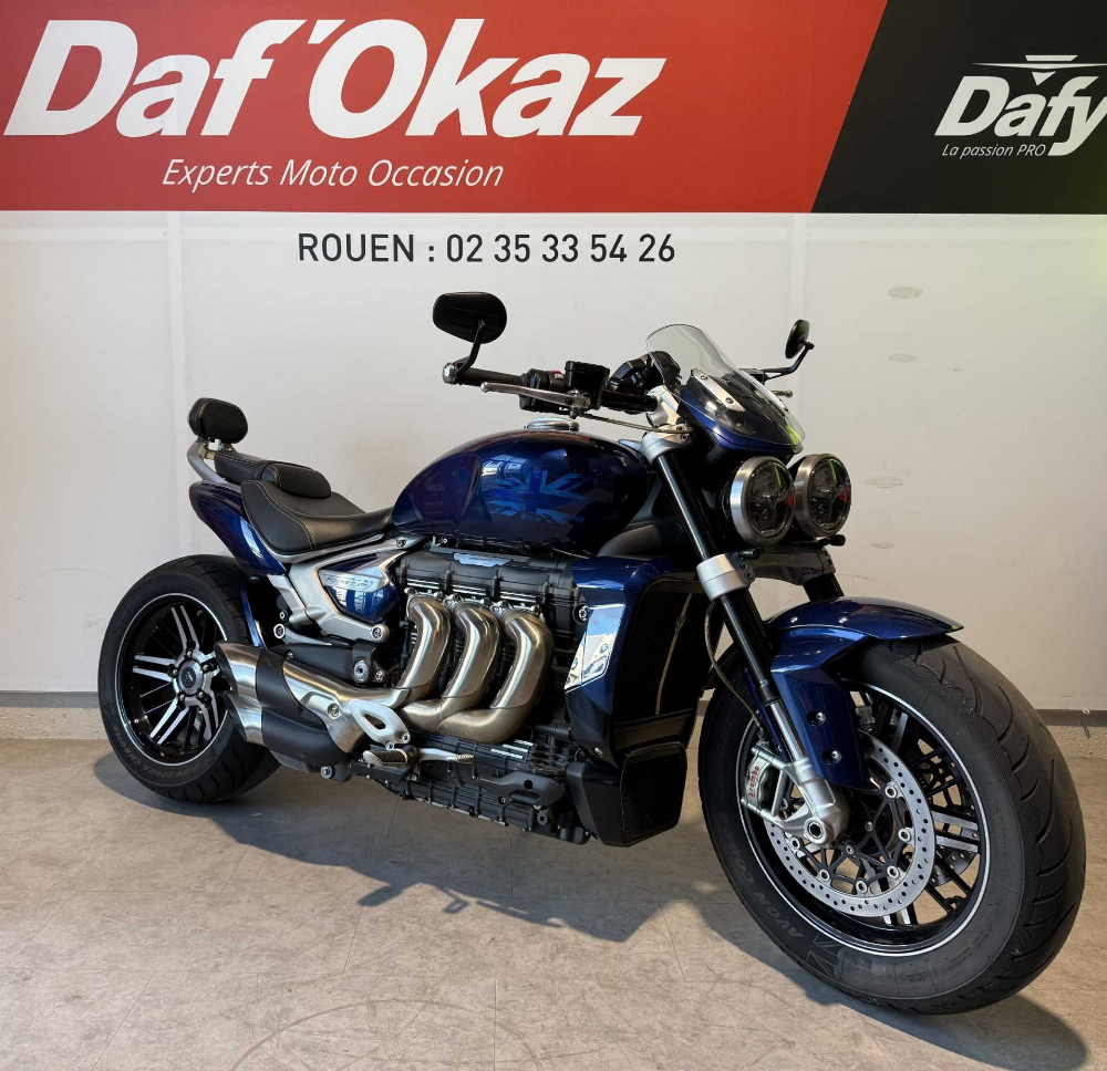 Triumph 2500 Rocket III GT 2020 vue 3/4 droite