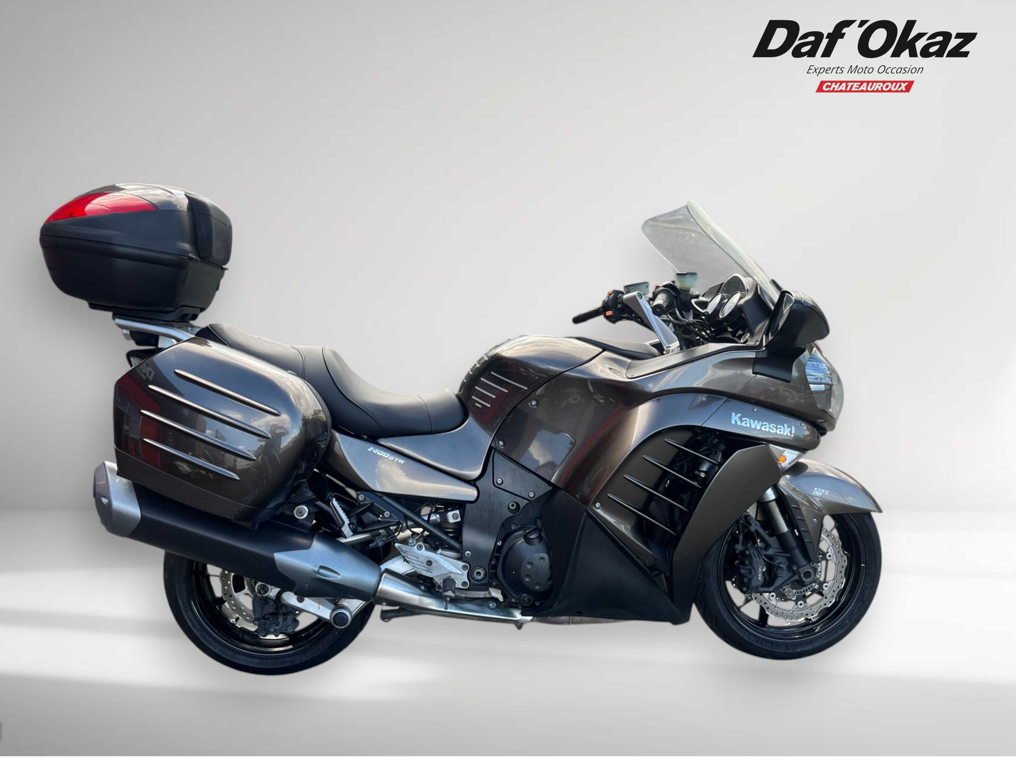 Kawasaki ZG 1400 GTR 2010 HD vue avant