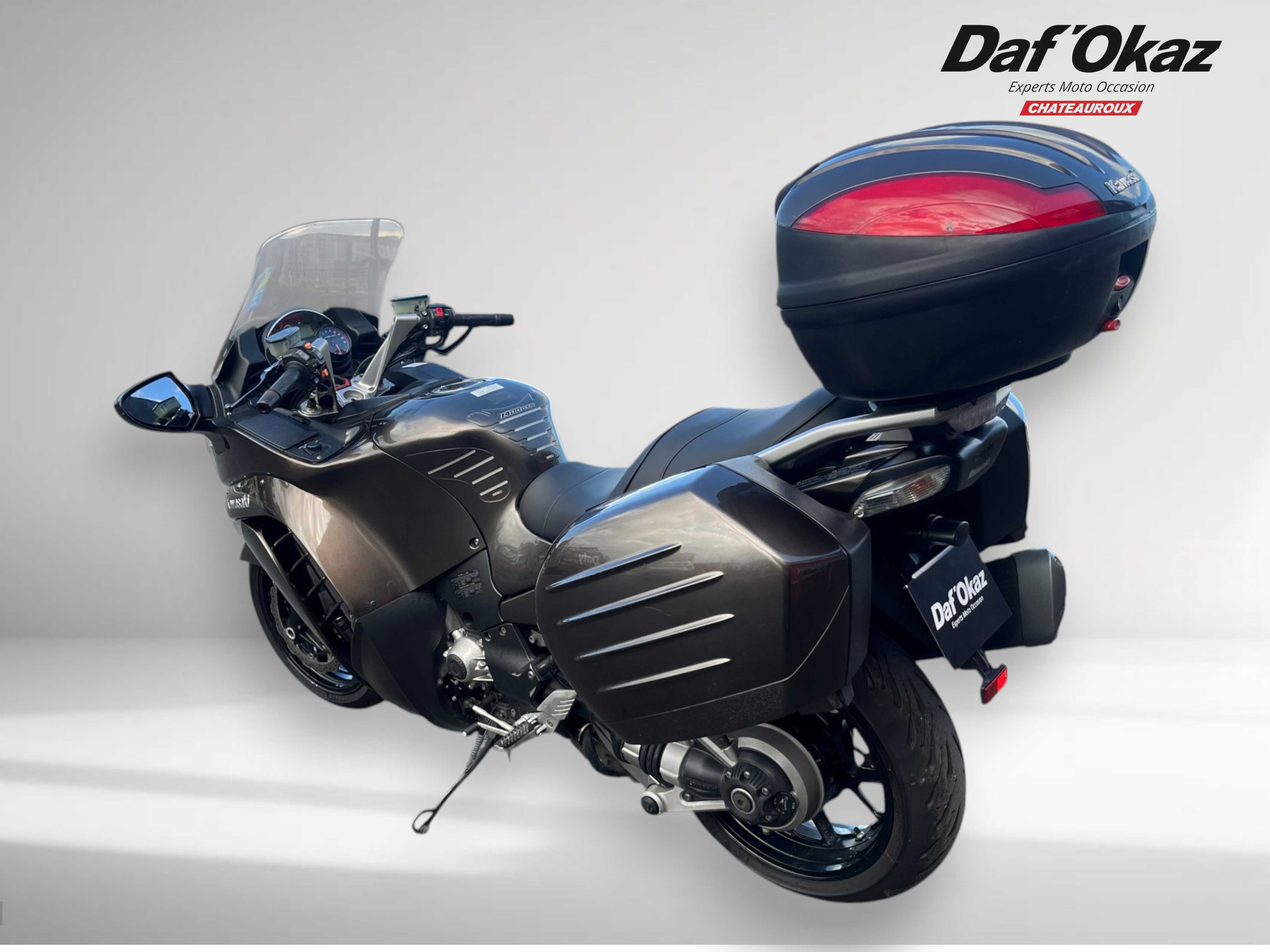 Kawasaki ZG 1400 GTR 2010 HD vue gauche