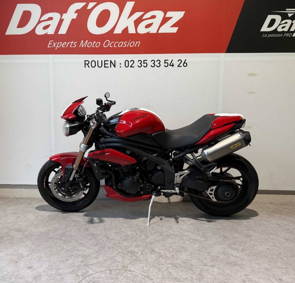 Triumph 1050 Speed Triple ABS 2011 vue gauche