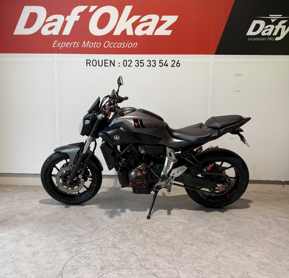 Yamaha MT-07 ABS 2016 vue gauche