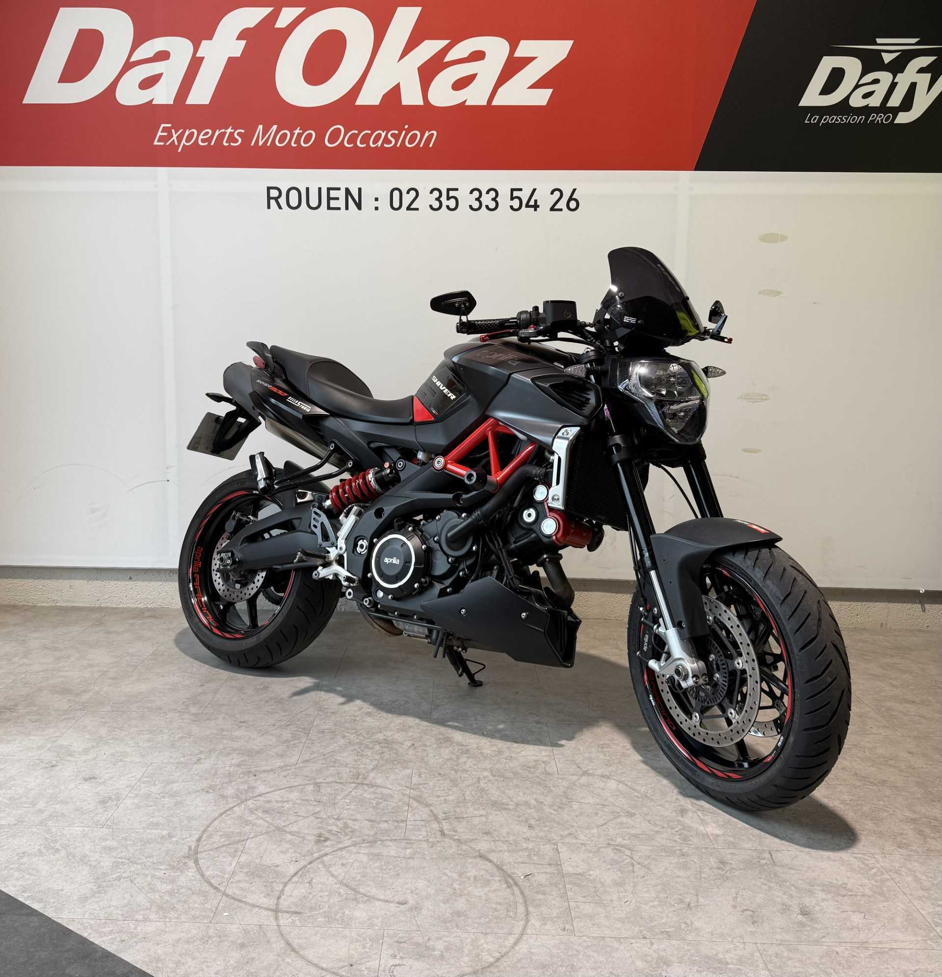 Aprilia Shiver 900 ABS 2020 HD vue 3/4 droite